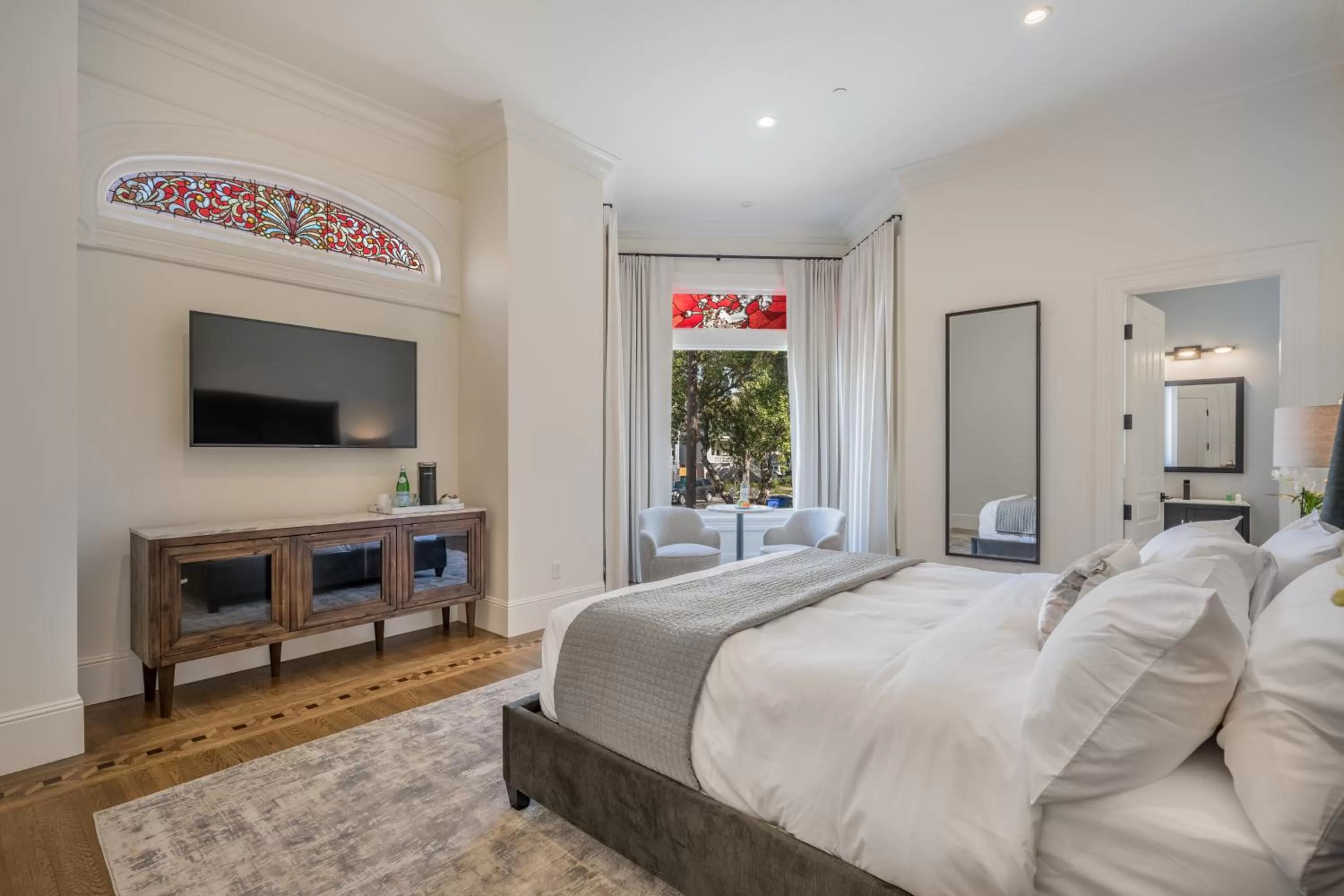 Bed in The George - Luxury Boutique Inn