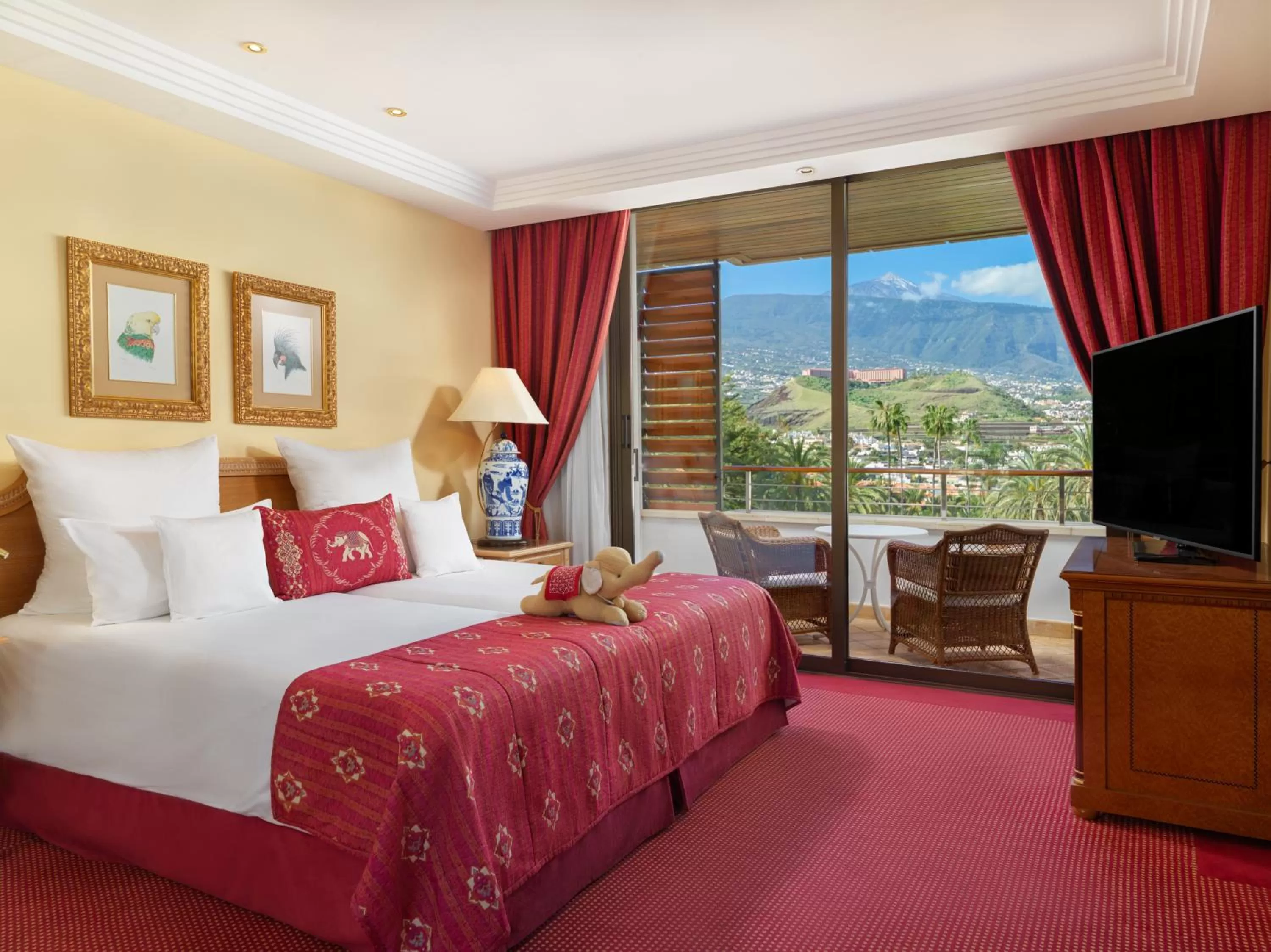 Mountain view in Hotel Botanico y Oriental Spa Garden