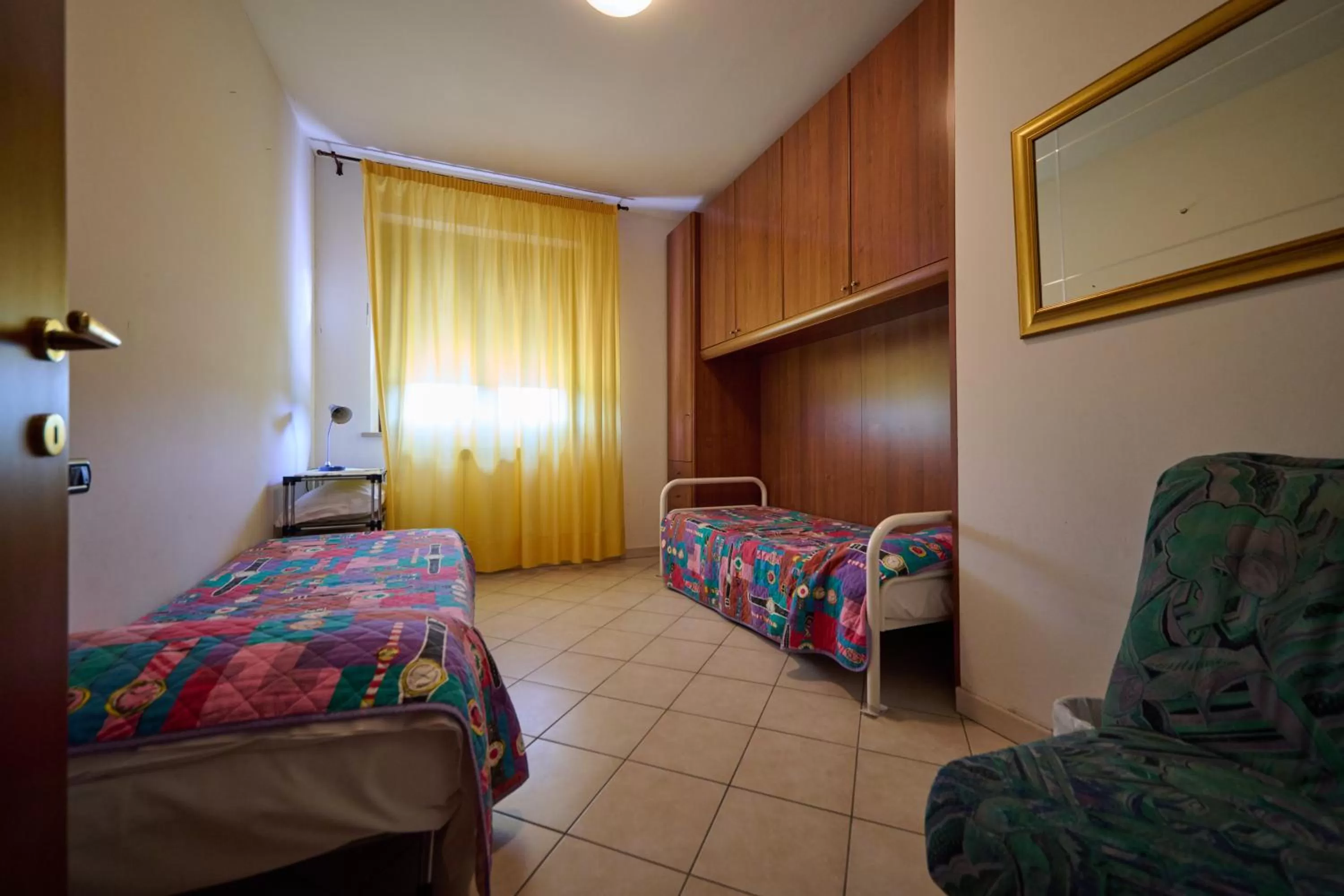 Bed in Albergo Shine