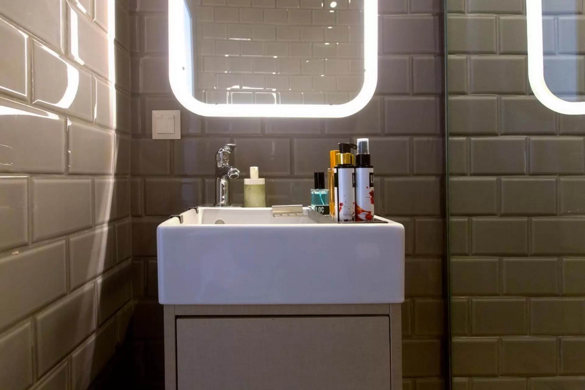 Bathroom in LOC HOSPITALITY Urban Suites