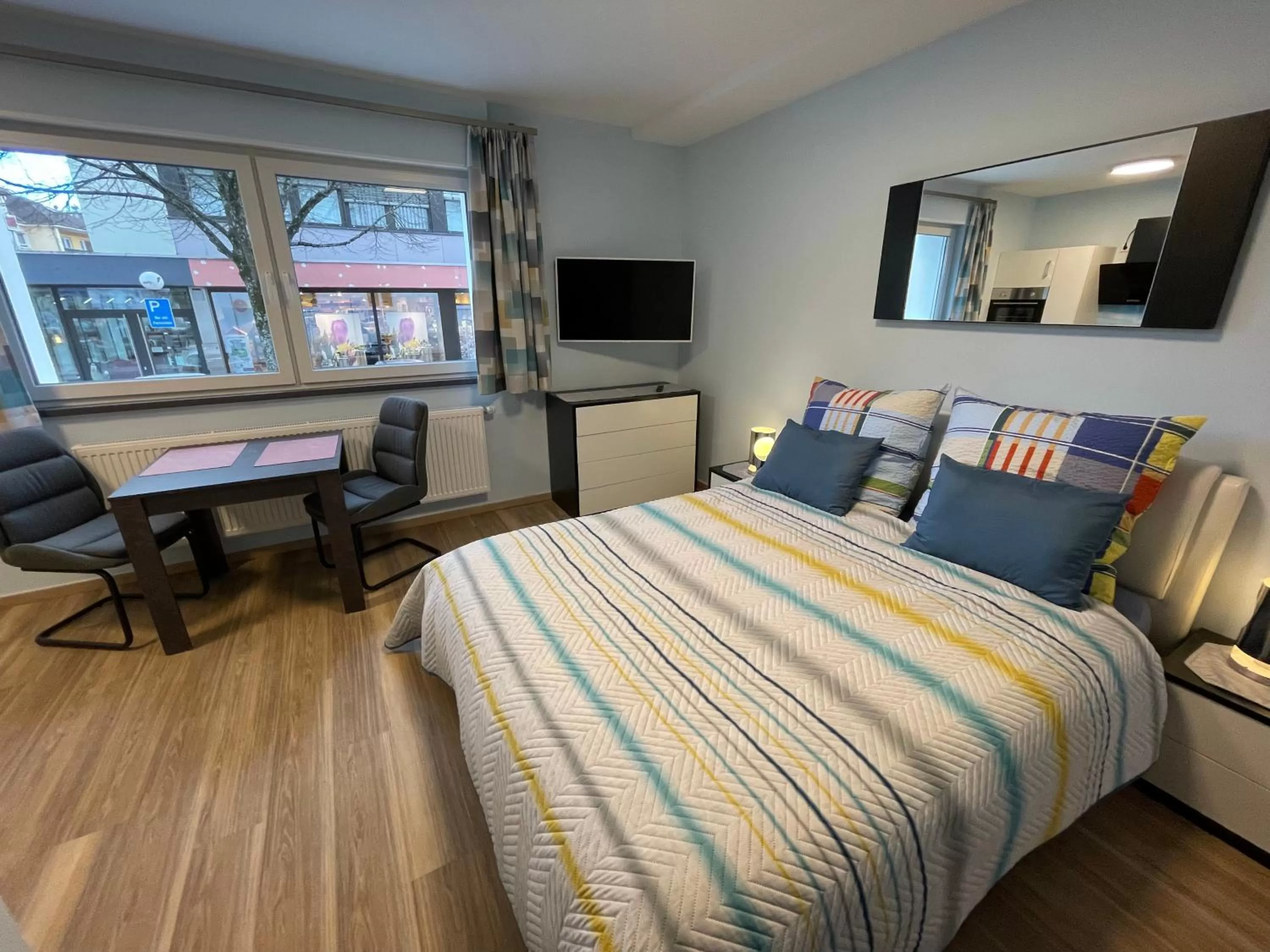 Photo of the whole room, Bed in Boarding House Zweibrücken