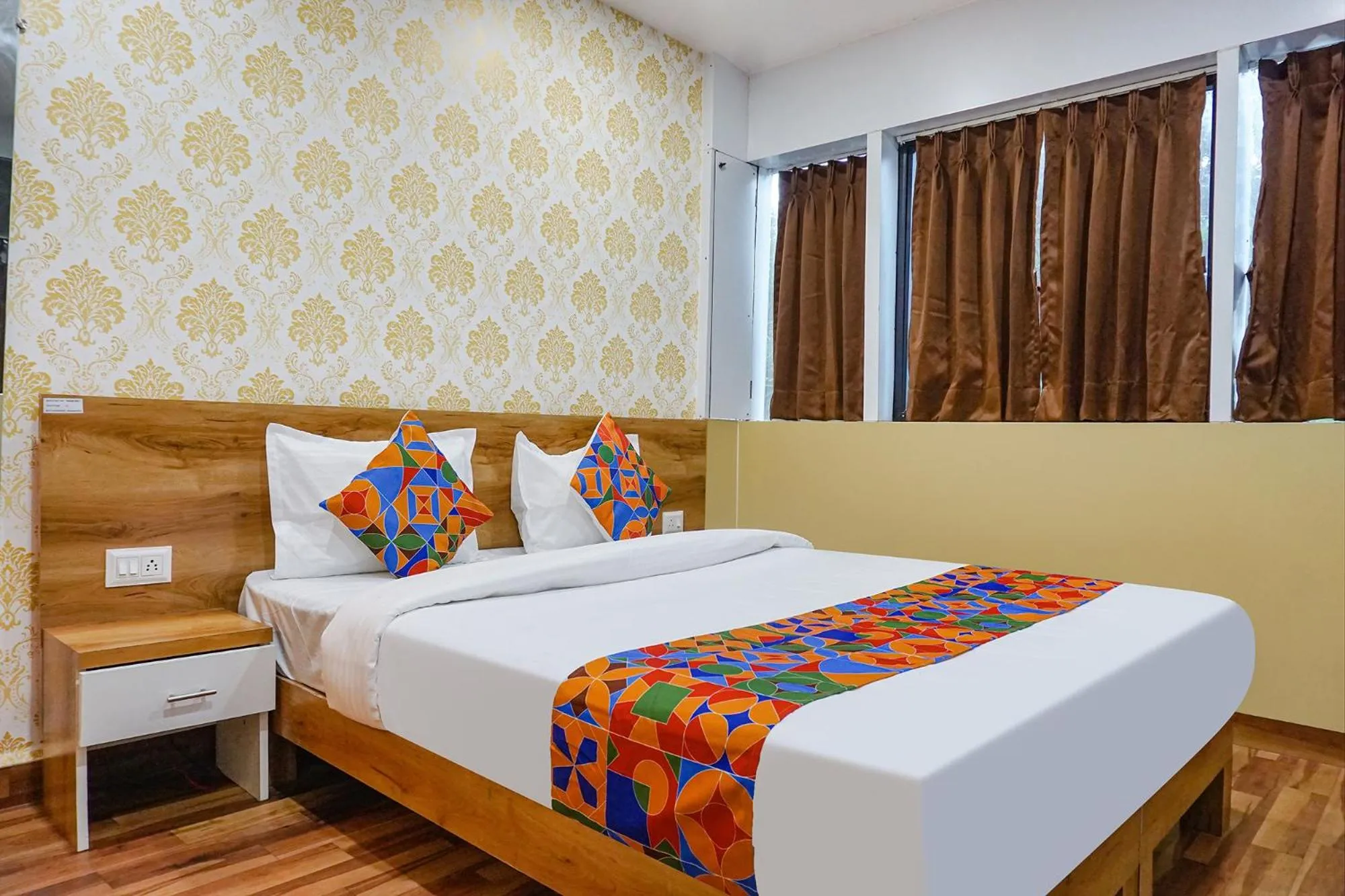 Bed in FabHotel Tan Square - Nr Eon IT Park