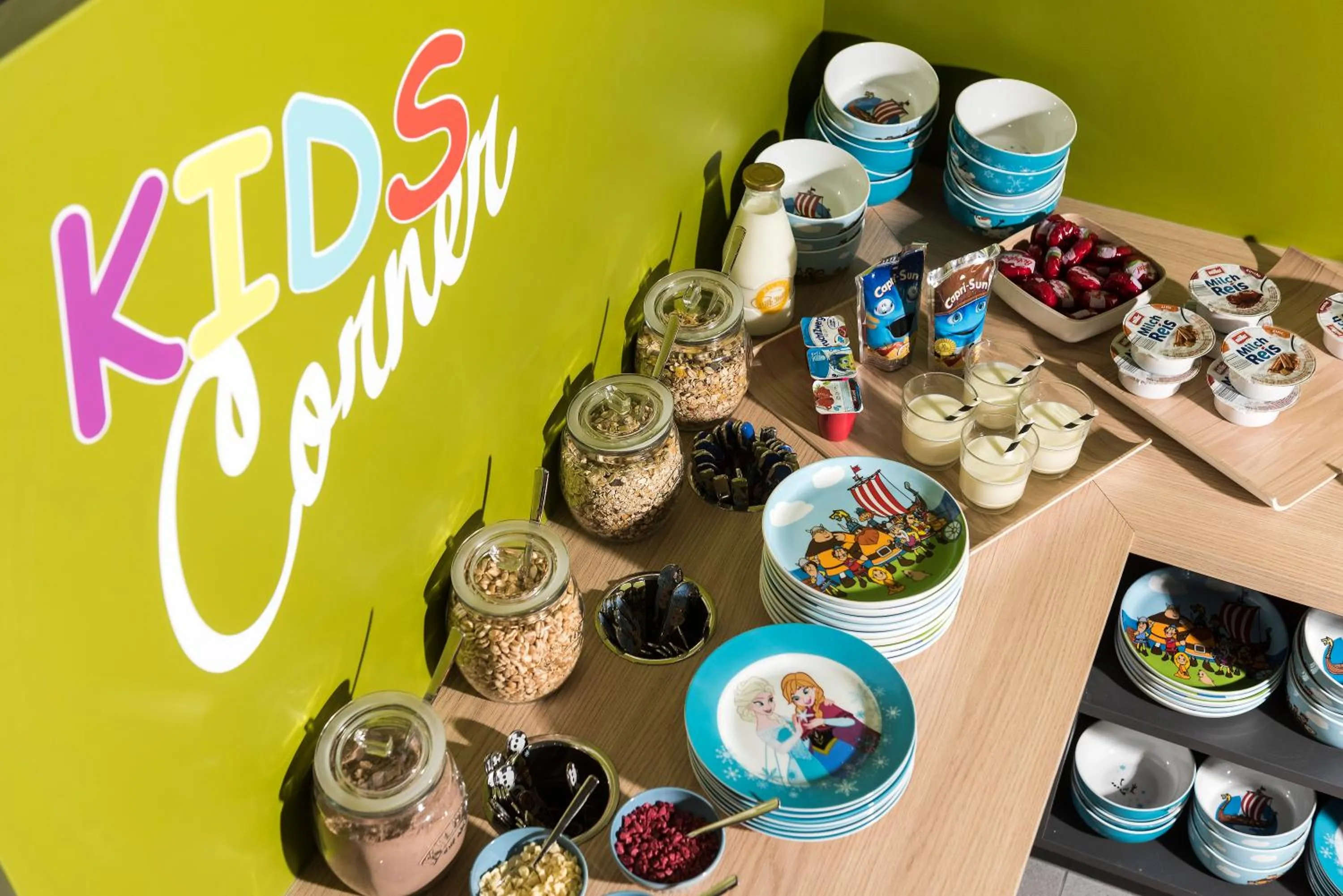 Lounge or bar in ibis Styles Stuttgart Vaihingen