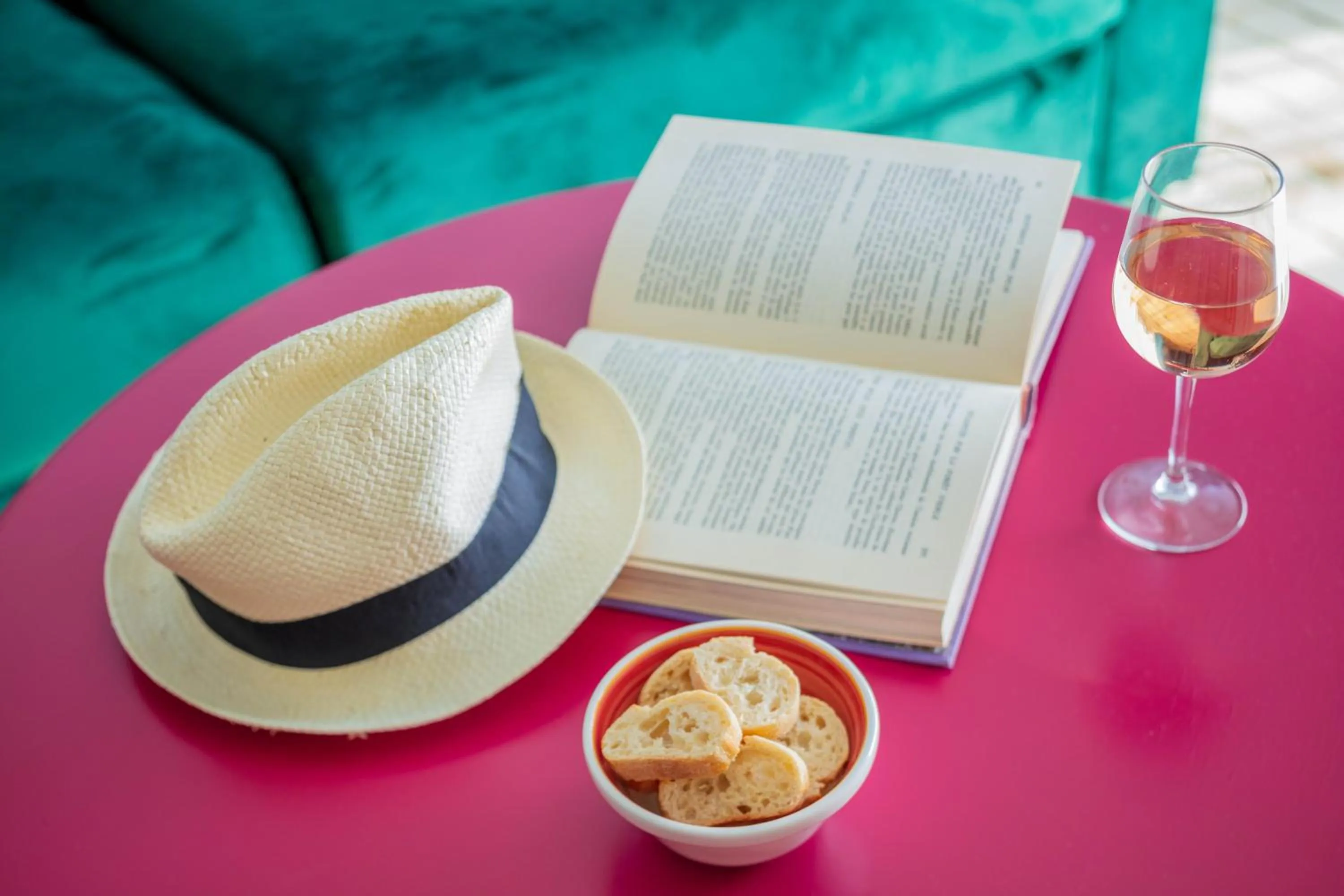 Living room in Garrigae Domaine de l'Esterel - piscine & SPA Cinq Mondes