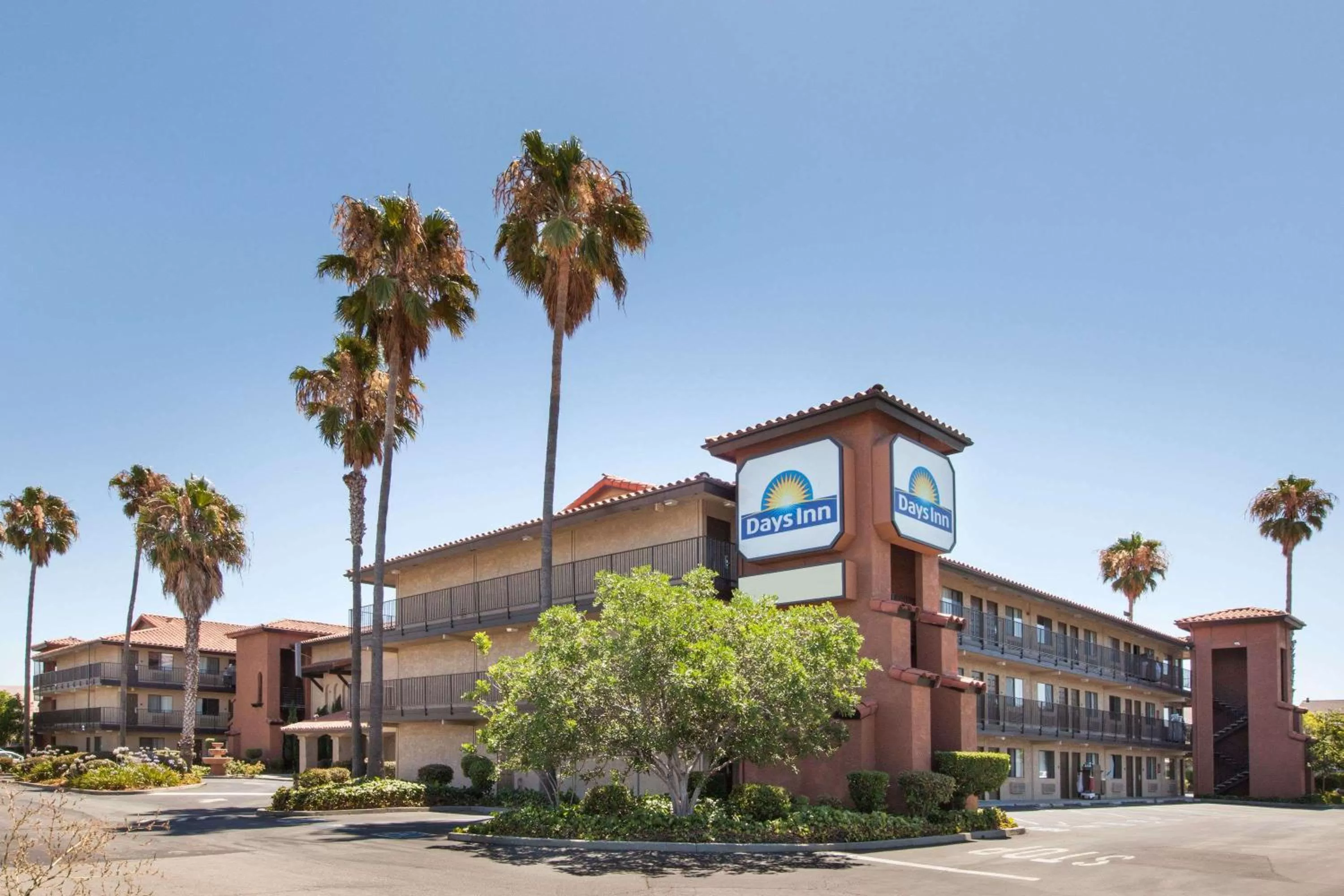 Property building in Days Inn by Wyndham San Jose Airport