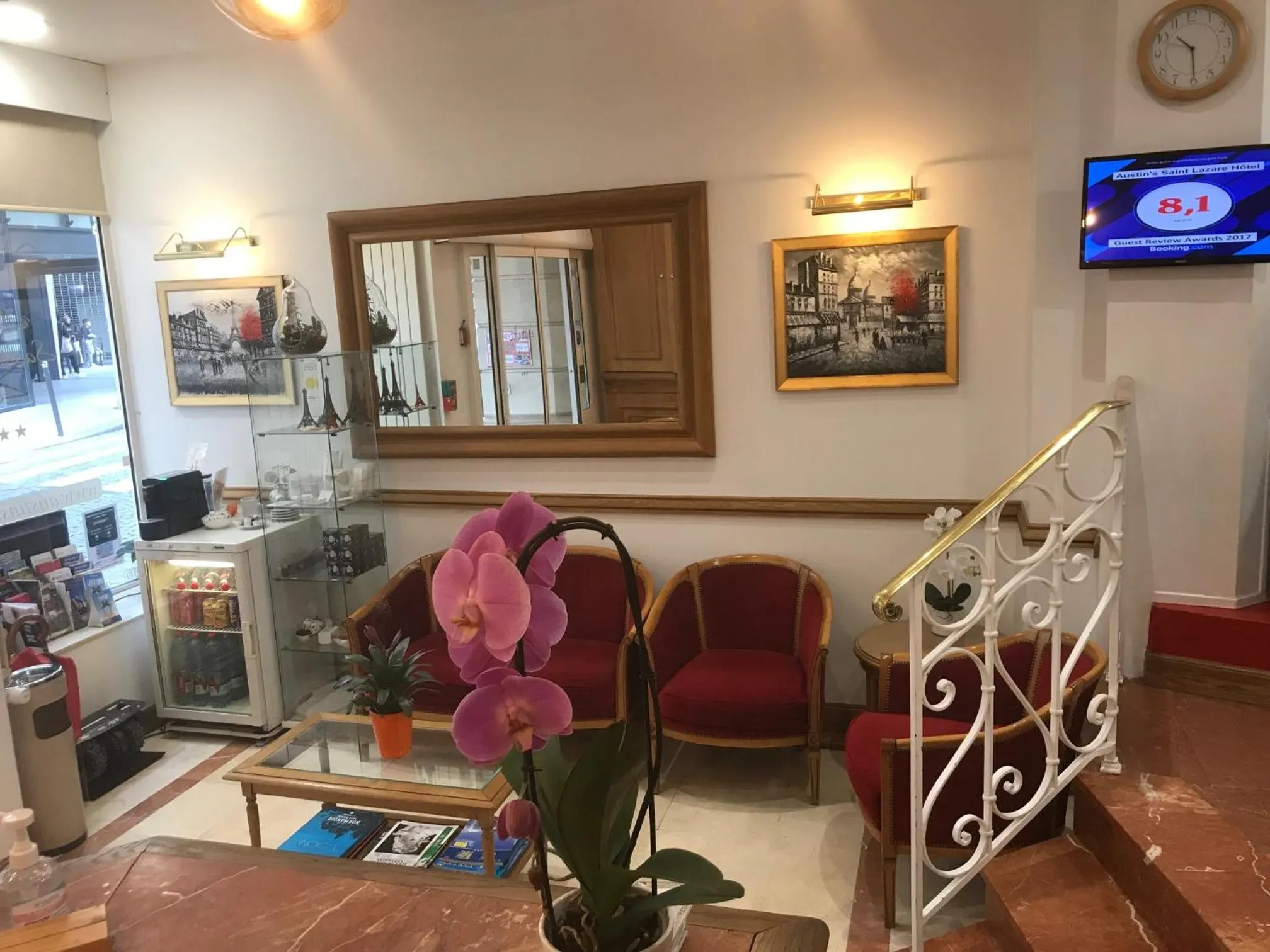 Seating area in Austin's Saint Lazare Hotel