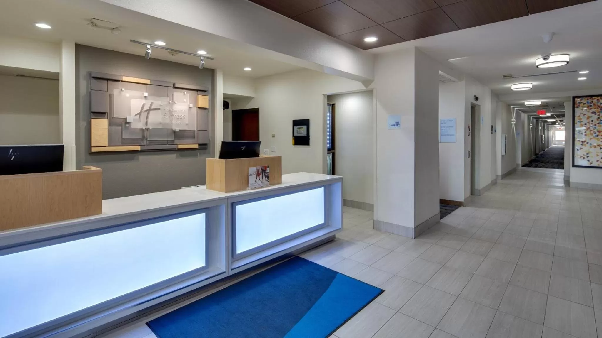 Property building in Holiday Inn Express & Suites Detroit - Farmington Hills by IHG