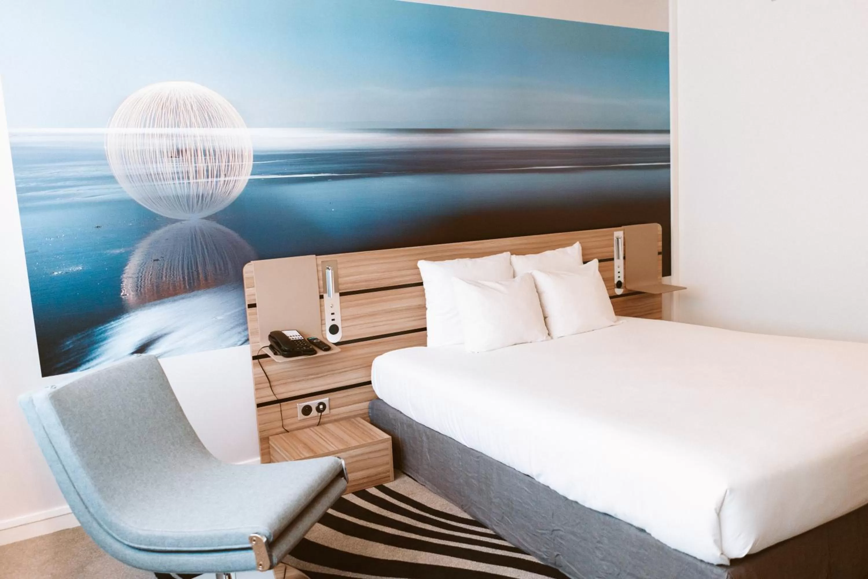 Photo of the whole room, Bed in Novotel Resort & Spa Biarritz Anglet