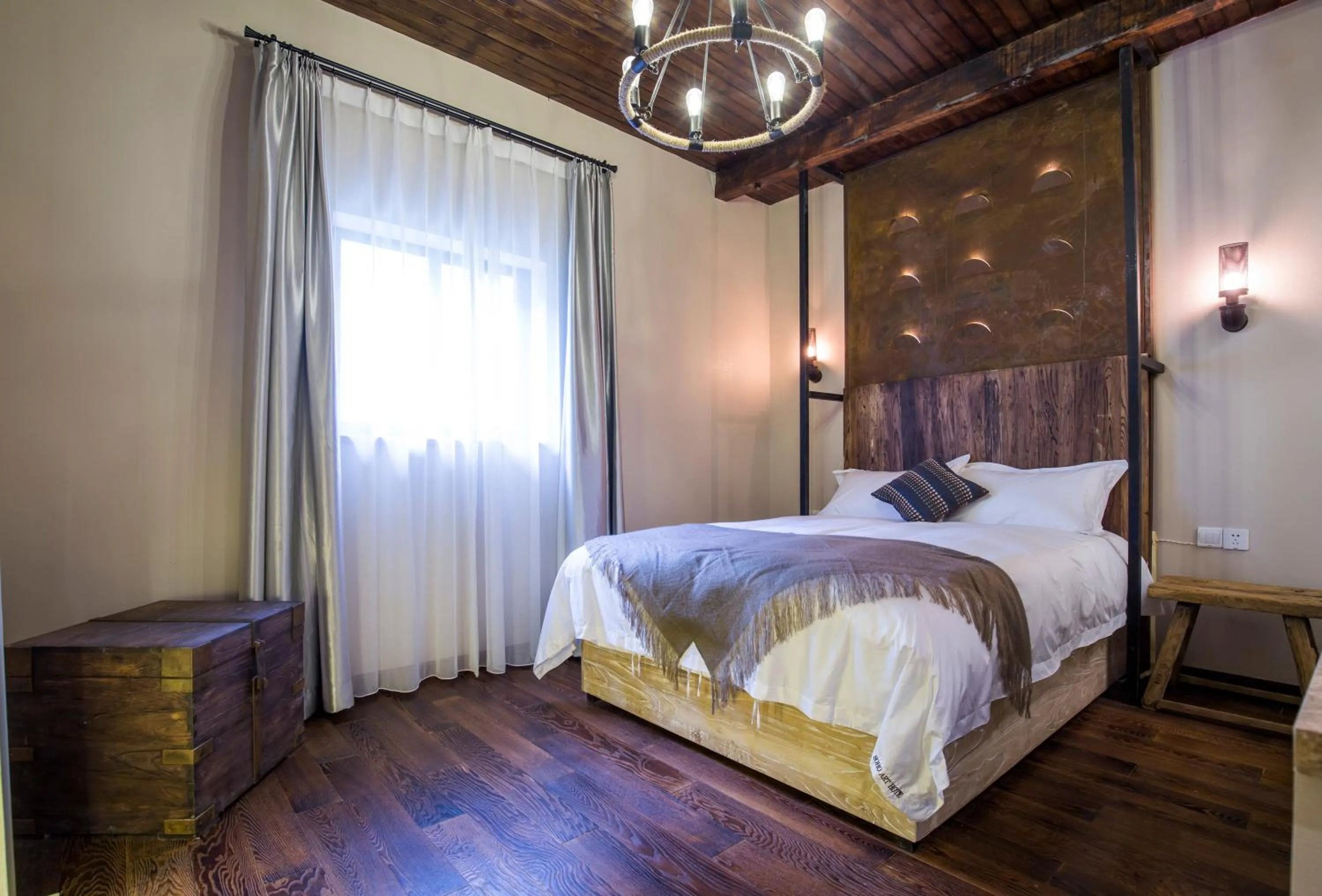 Bedroom, Bed in Shanghai Former French Concession Garden Hotel