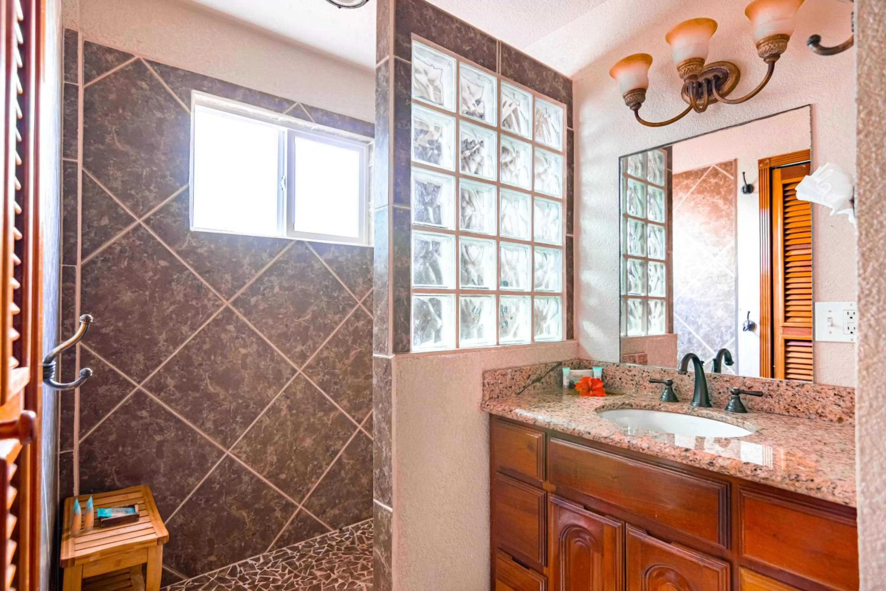 Shower, Bathroom in Lighthouse Beach Villas