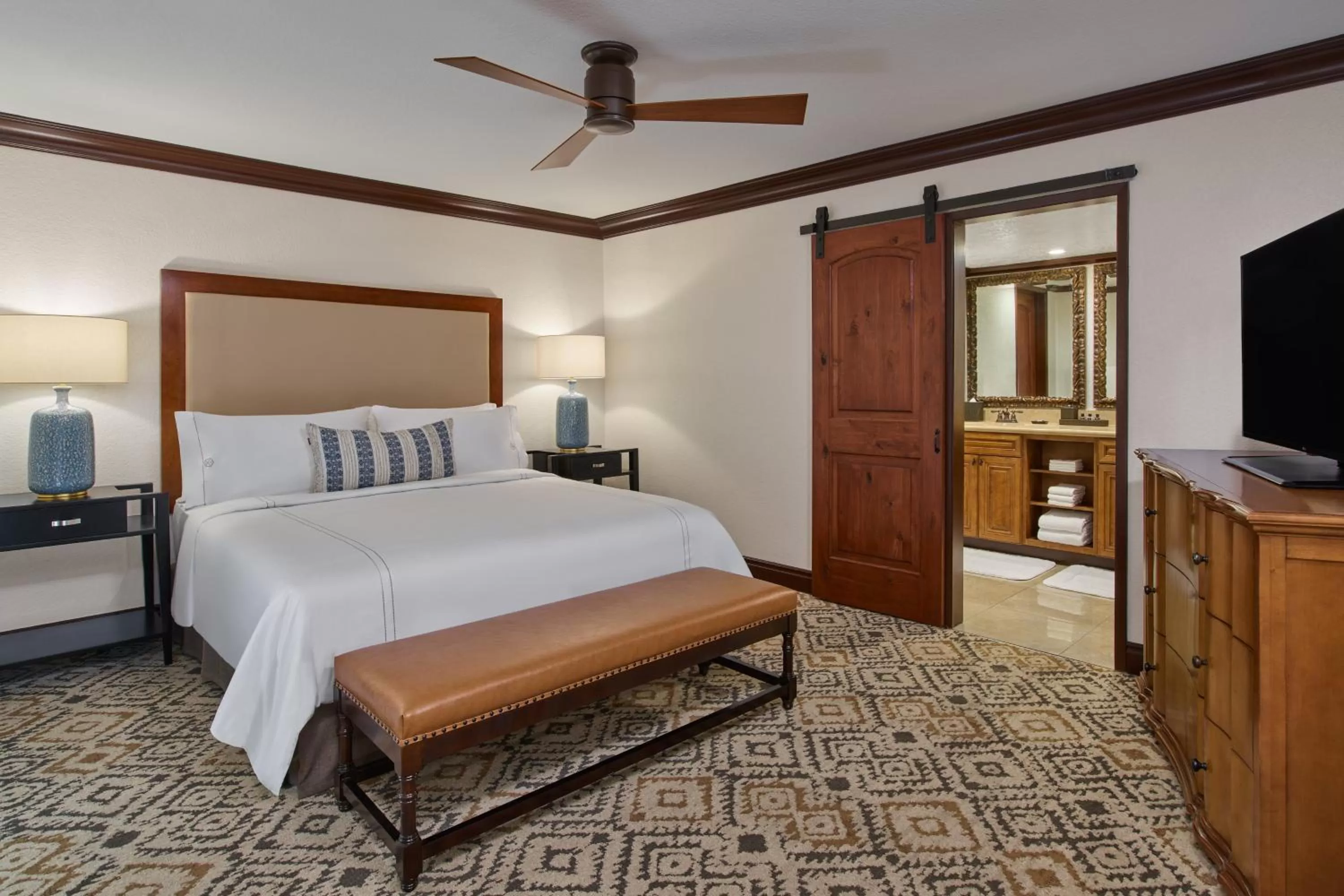 Bedroom, Bed in Omni Rancho Las Palmas Resort & Spa