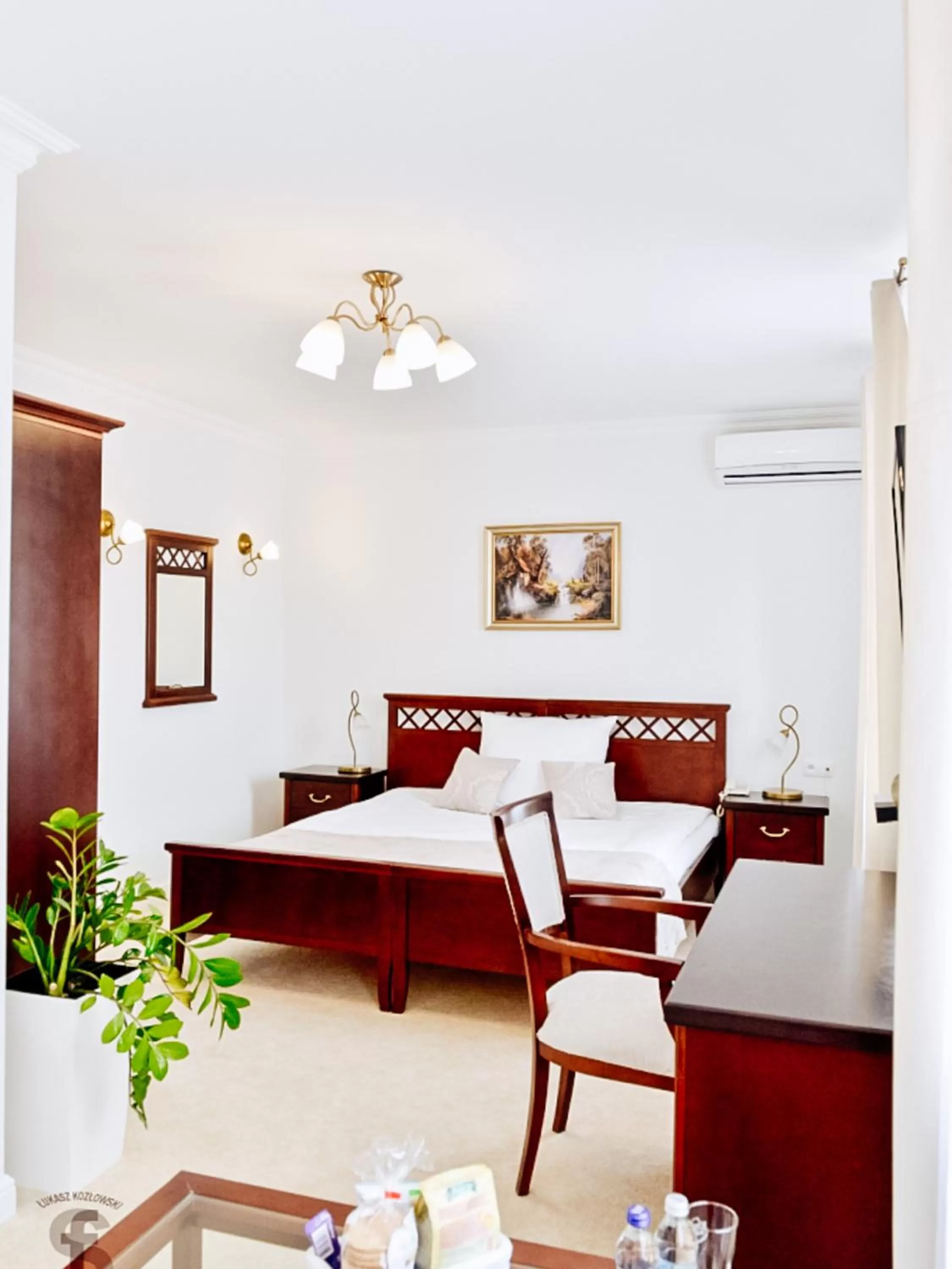 Bed in Hotel Koloseum