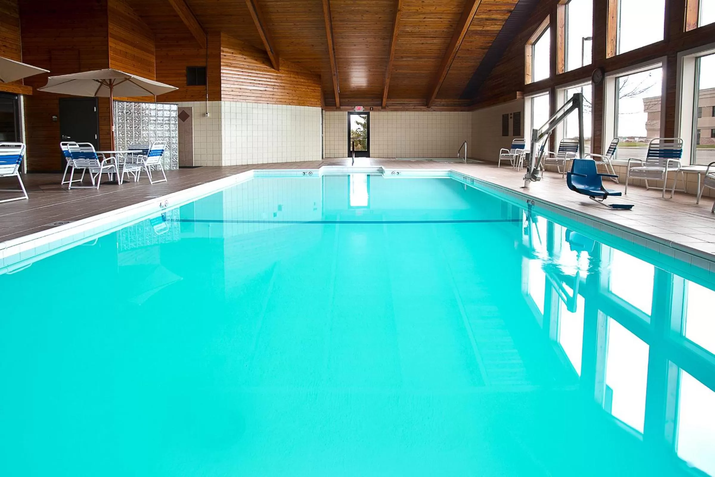 Swimming pool in AmericInn by Wyndham Bay City