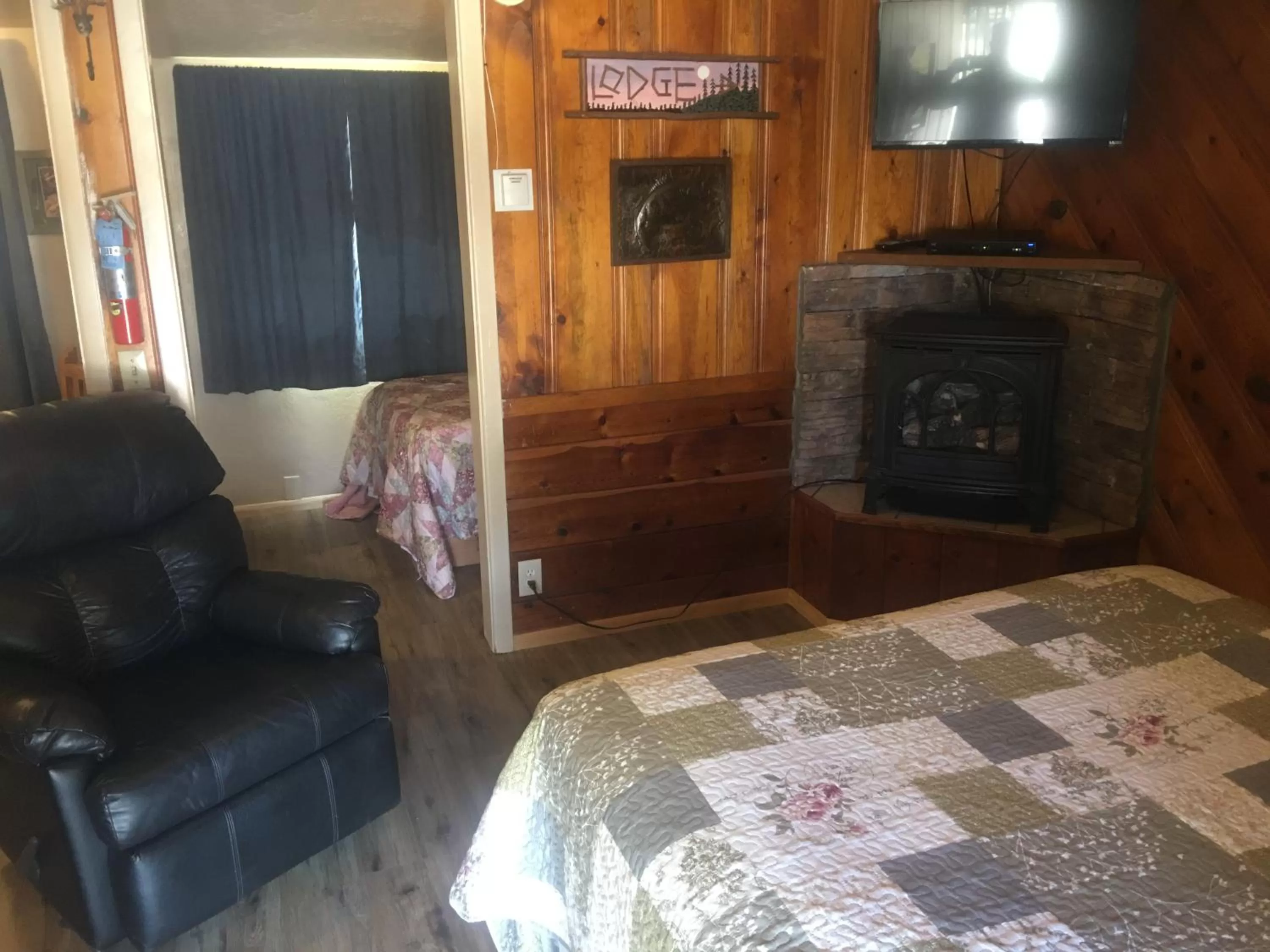 Bed in Rainbows End Fishing Resort