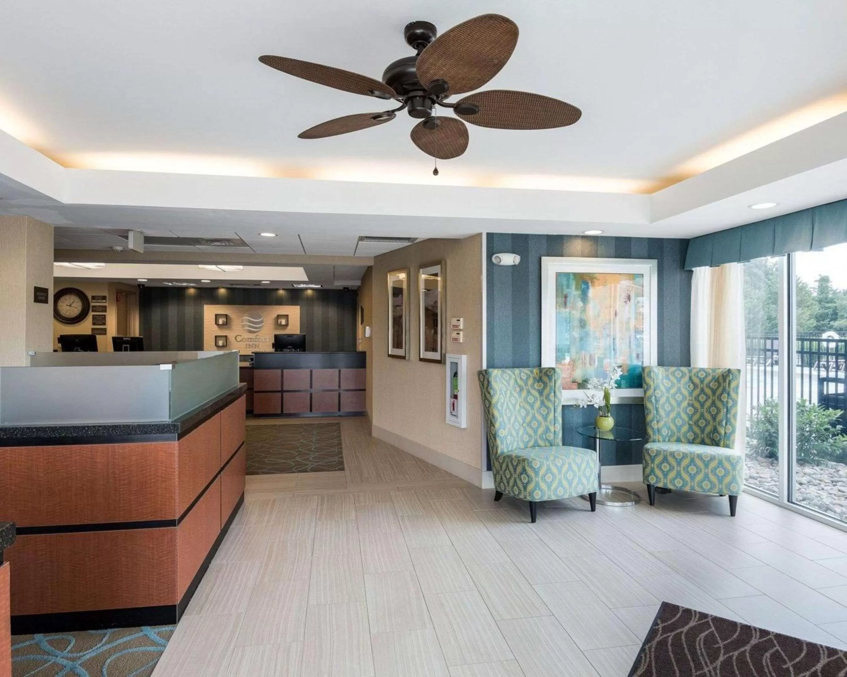 Lobby or reception in Comfort Inn Rehoboth Beach