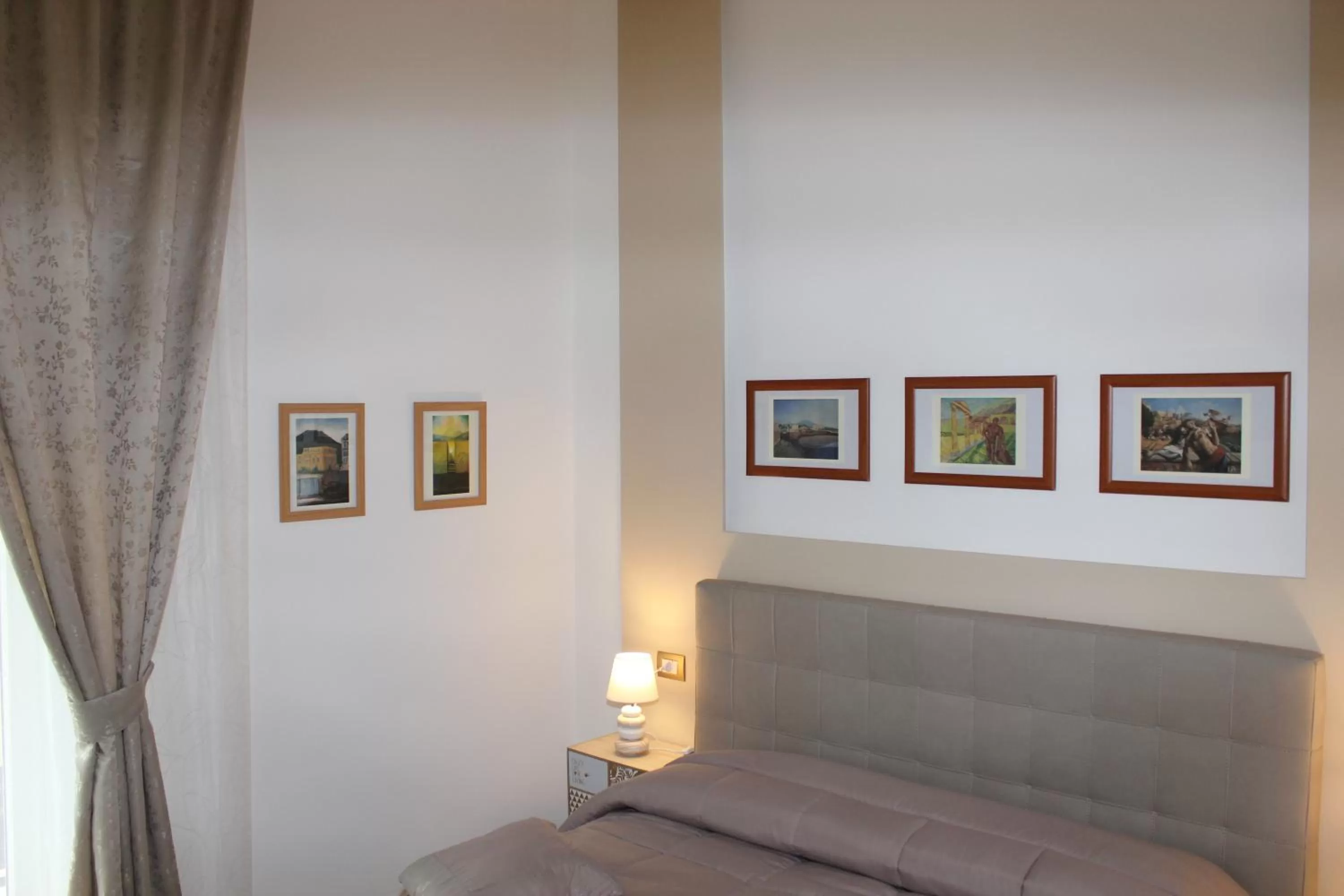 Bed in B&B 80056 Ercolano