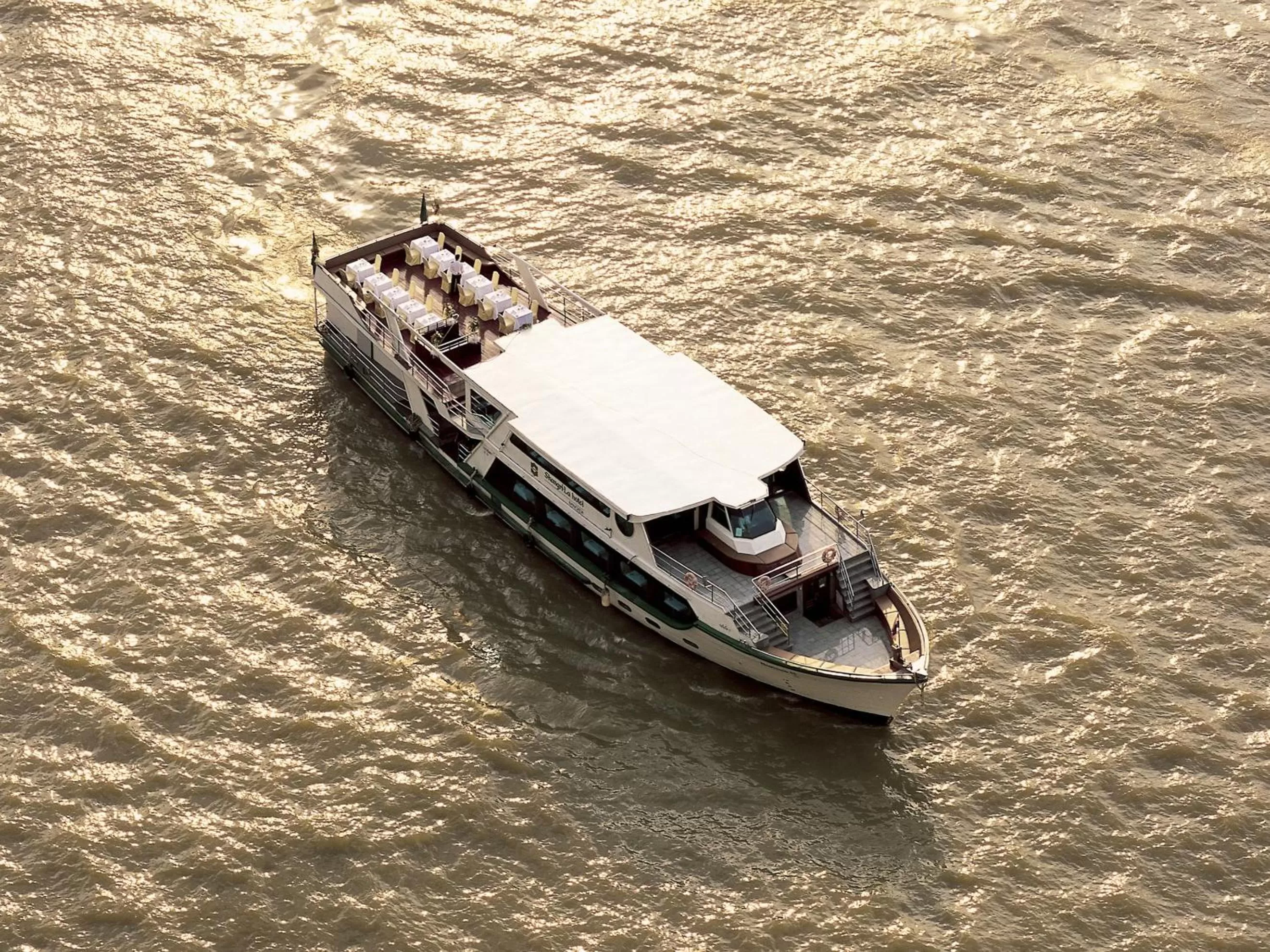 Restaurant/places to eat in Shangri-La Bangkok