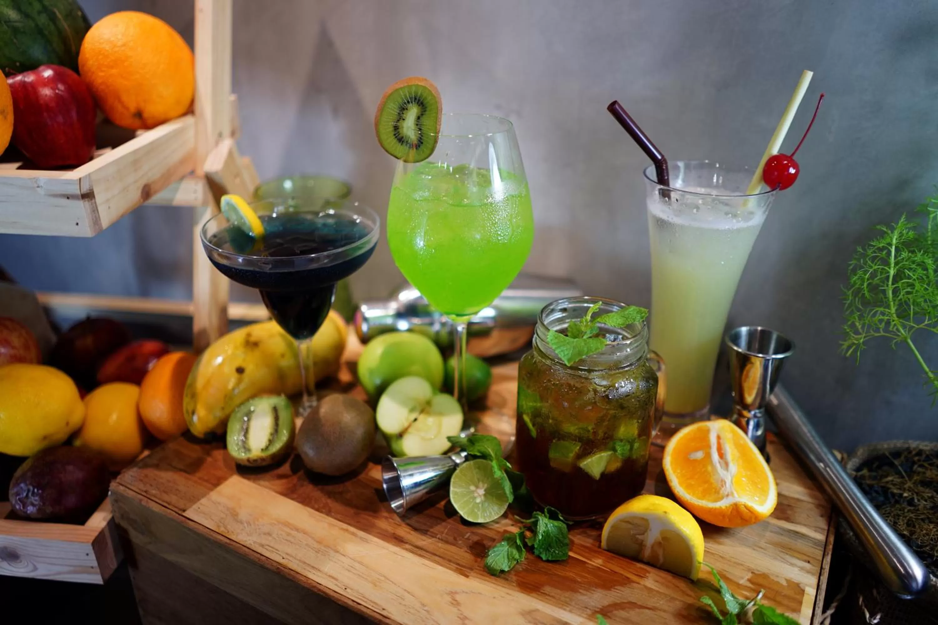 Drinks in Samsen Street Hotel