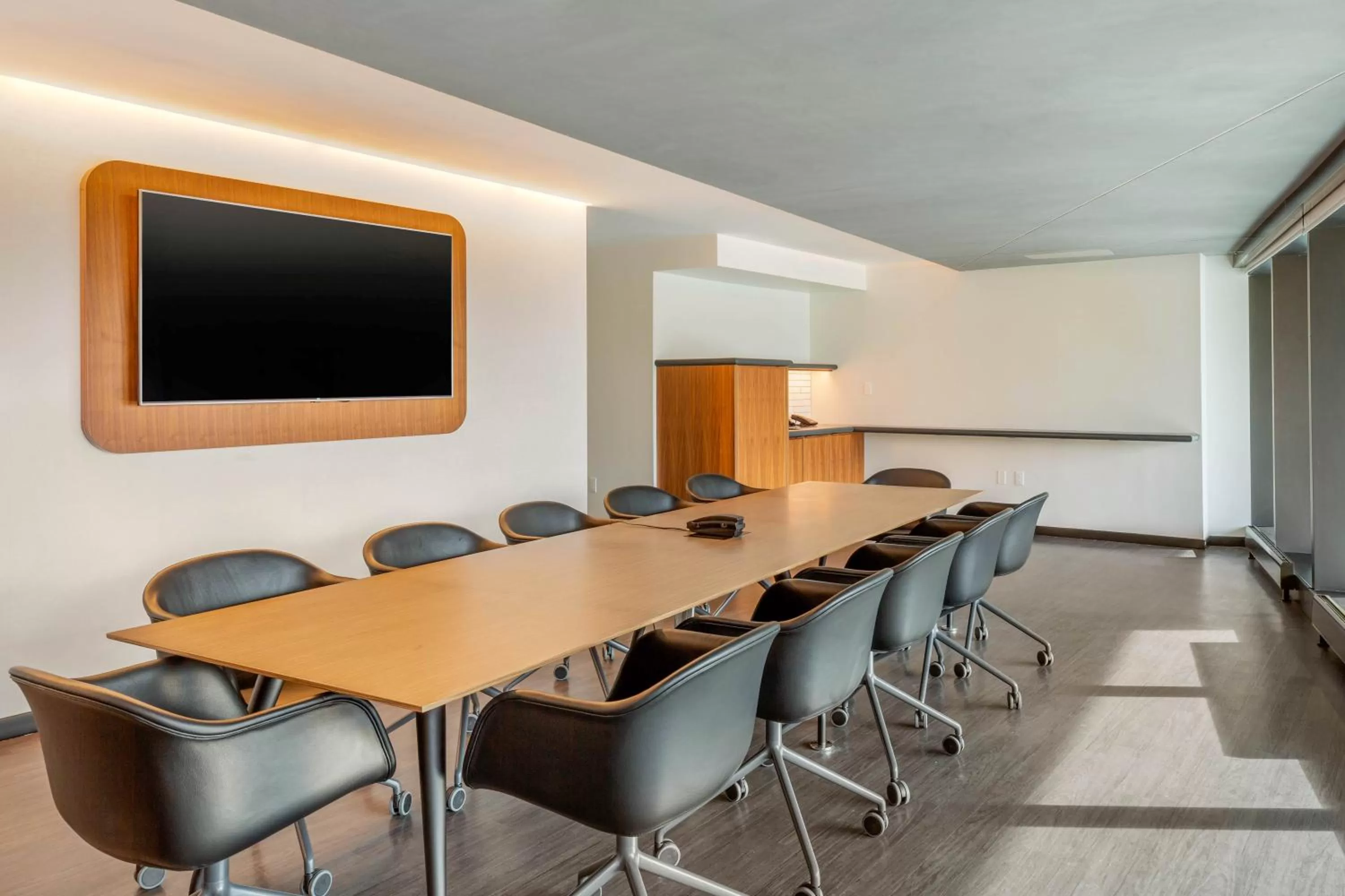Meeting/conference room in Cambria Hotel Boston Downtown - Seaport