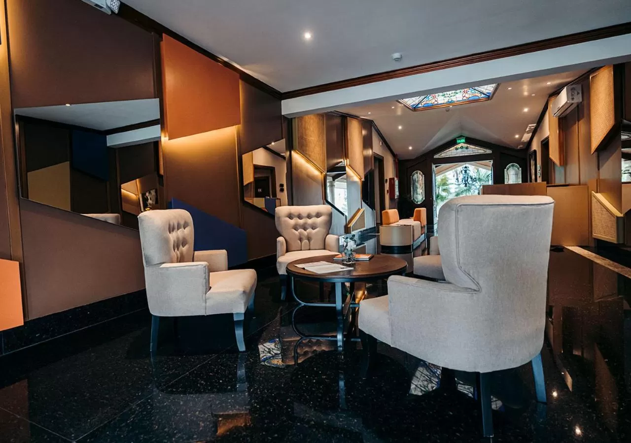 Living room, Lounge/Bar in Luxva Hotel Boutique