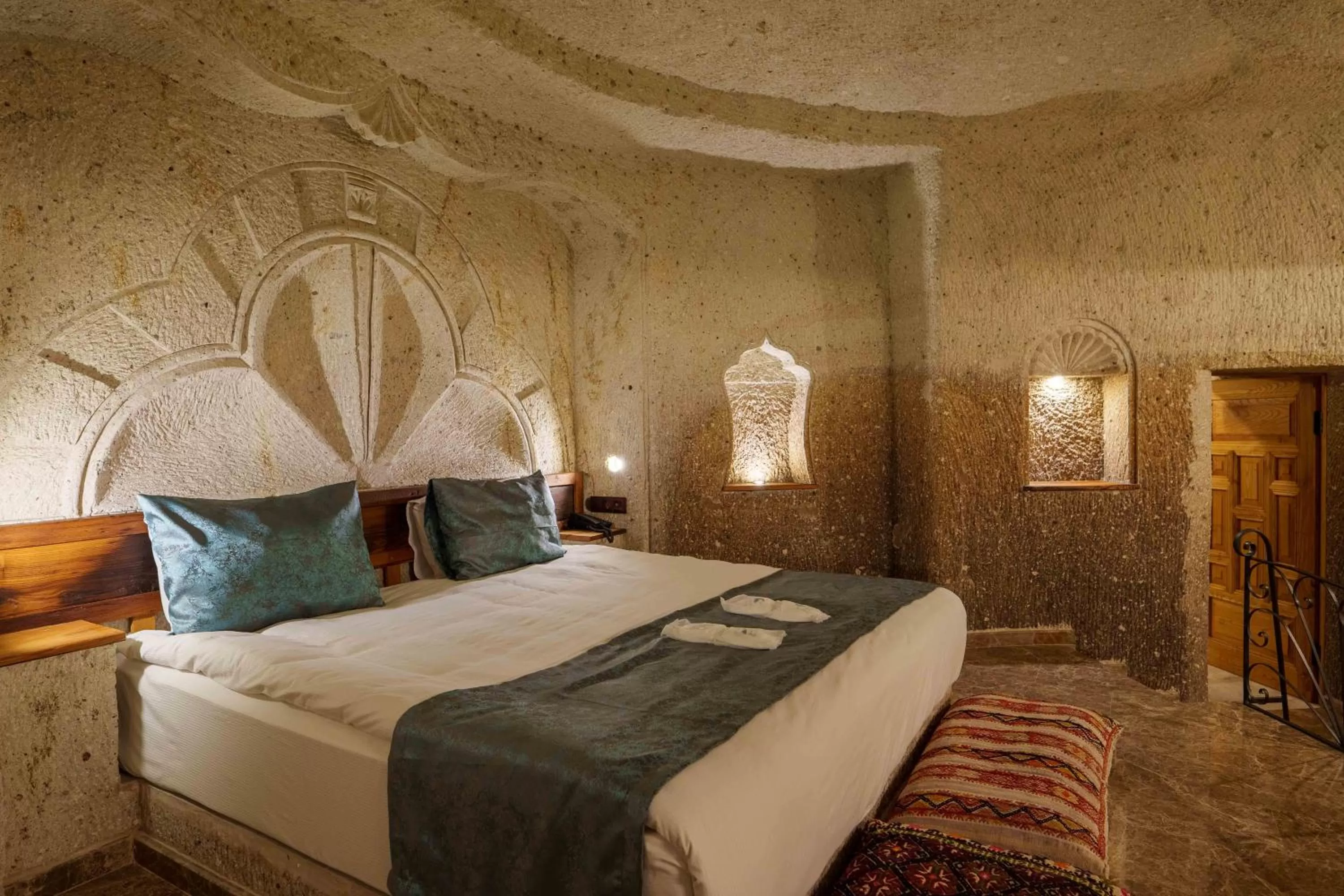 Bed in Lunar Cappadocia Hotel