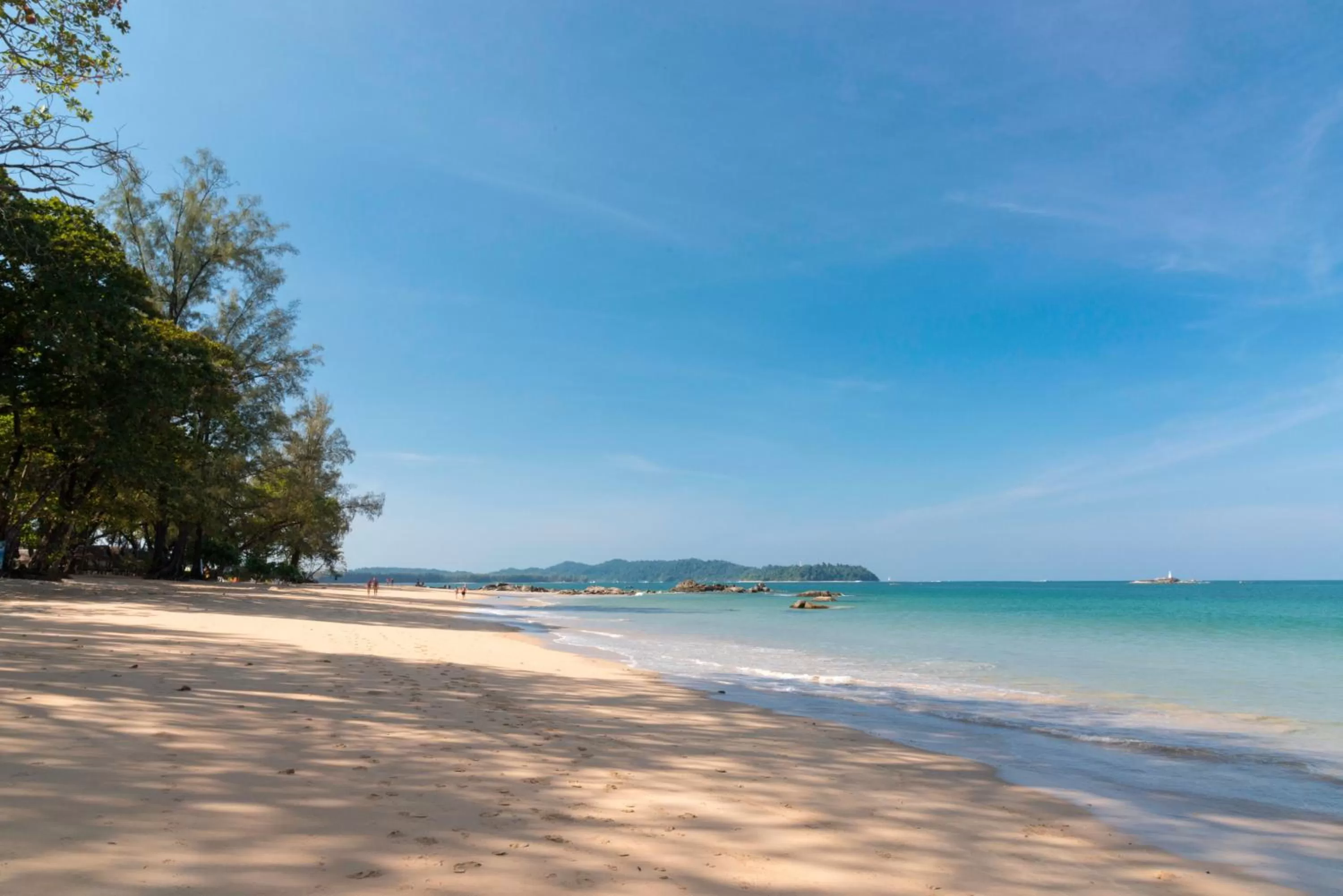 Beach in Eden Beach Khao Lak Resort & Spa