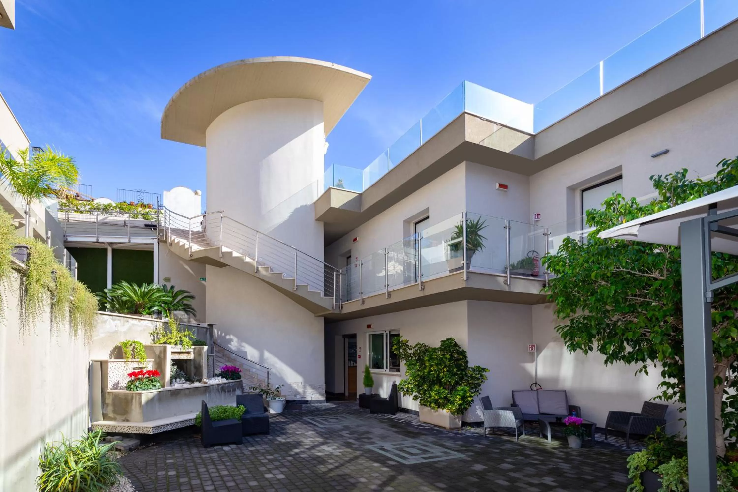 Facade/entrance in Zeus Hotel - Aparthotel - Meeting & Congress