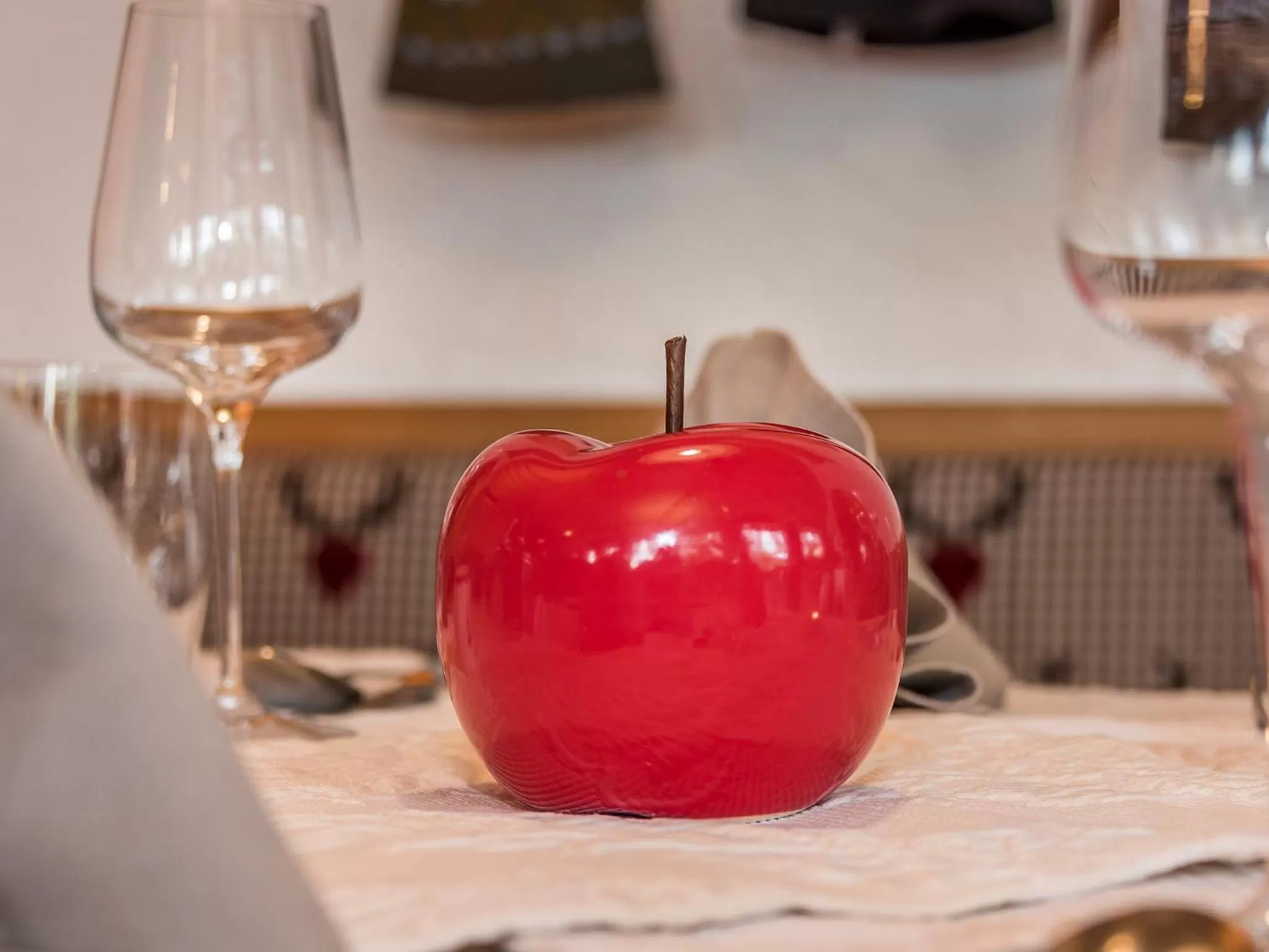 Dinner, Drinks in Hotel Mutz