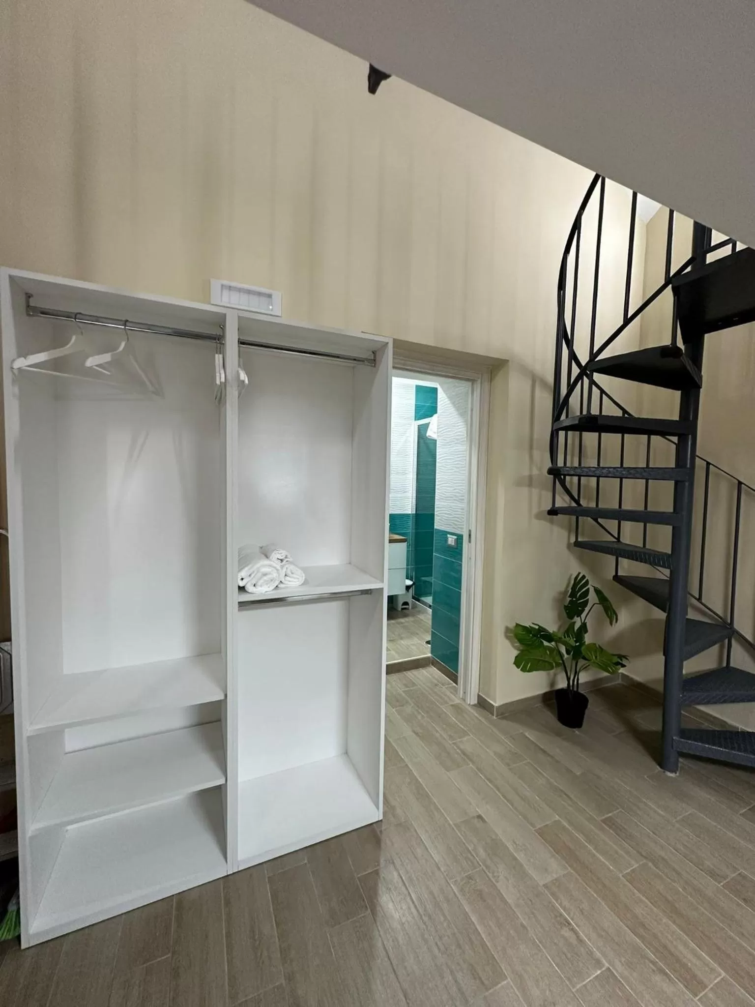 Shower in Napoli Centro - La Casa Di Sasà