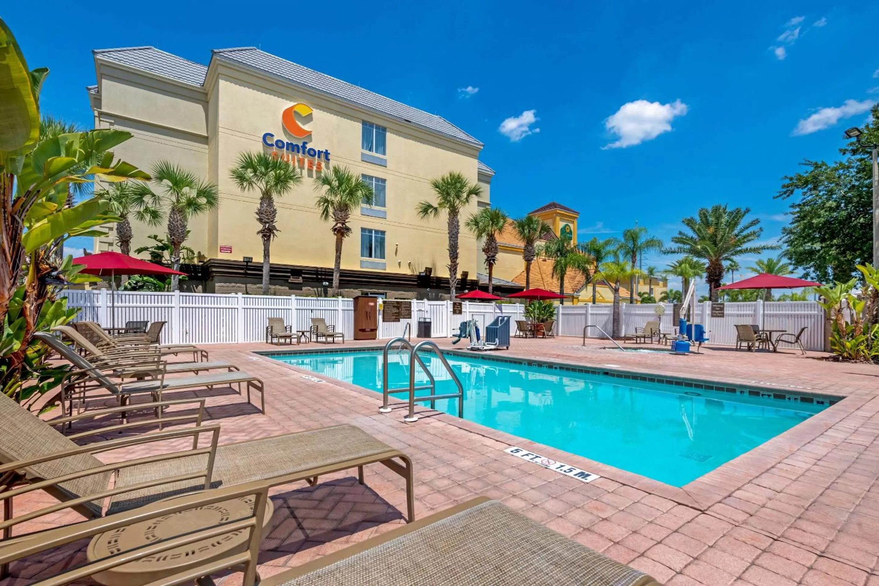 Activities in Comfort Suites Near Universal Orlando Resort