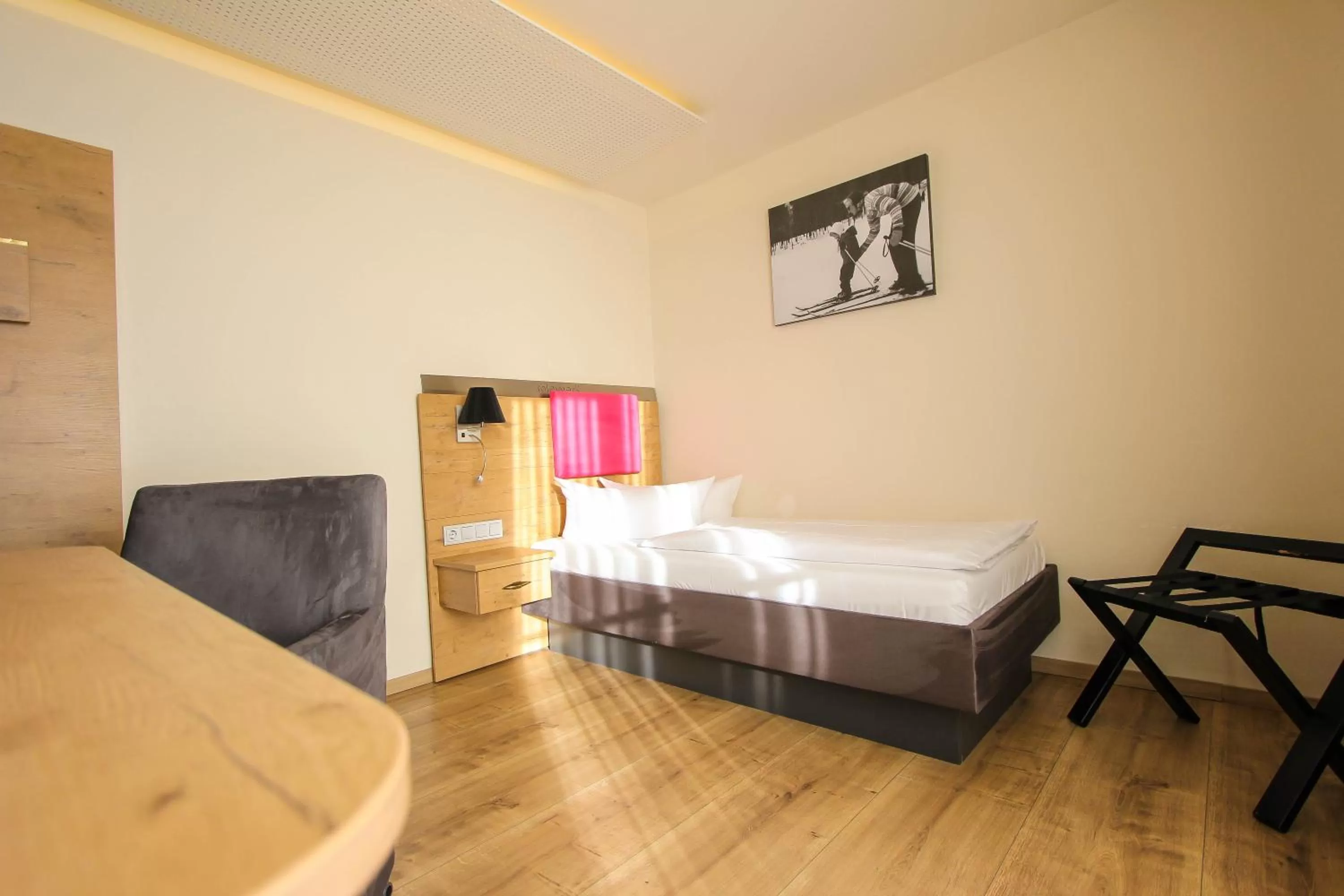 Photo of the whole room, Bed in SOLEWERK Hotel