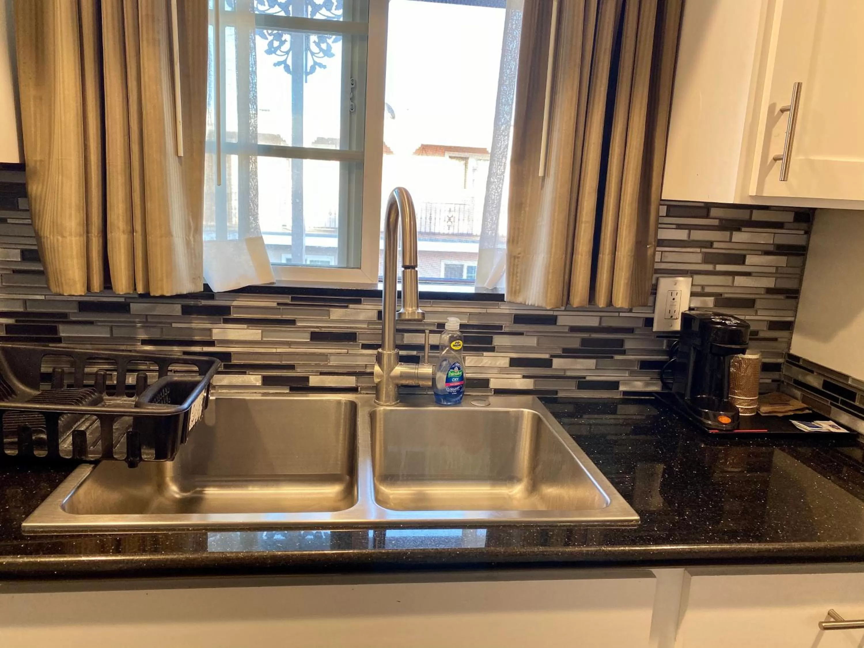 Kitchen or kitchenette in Viking Motel-Ventura