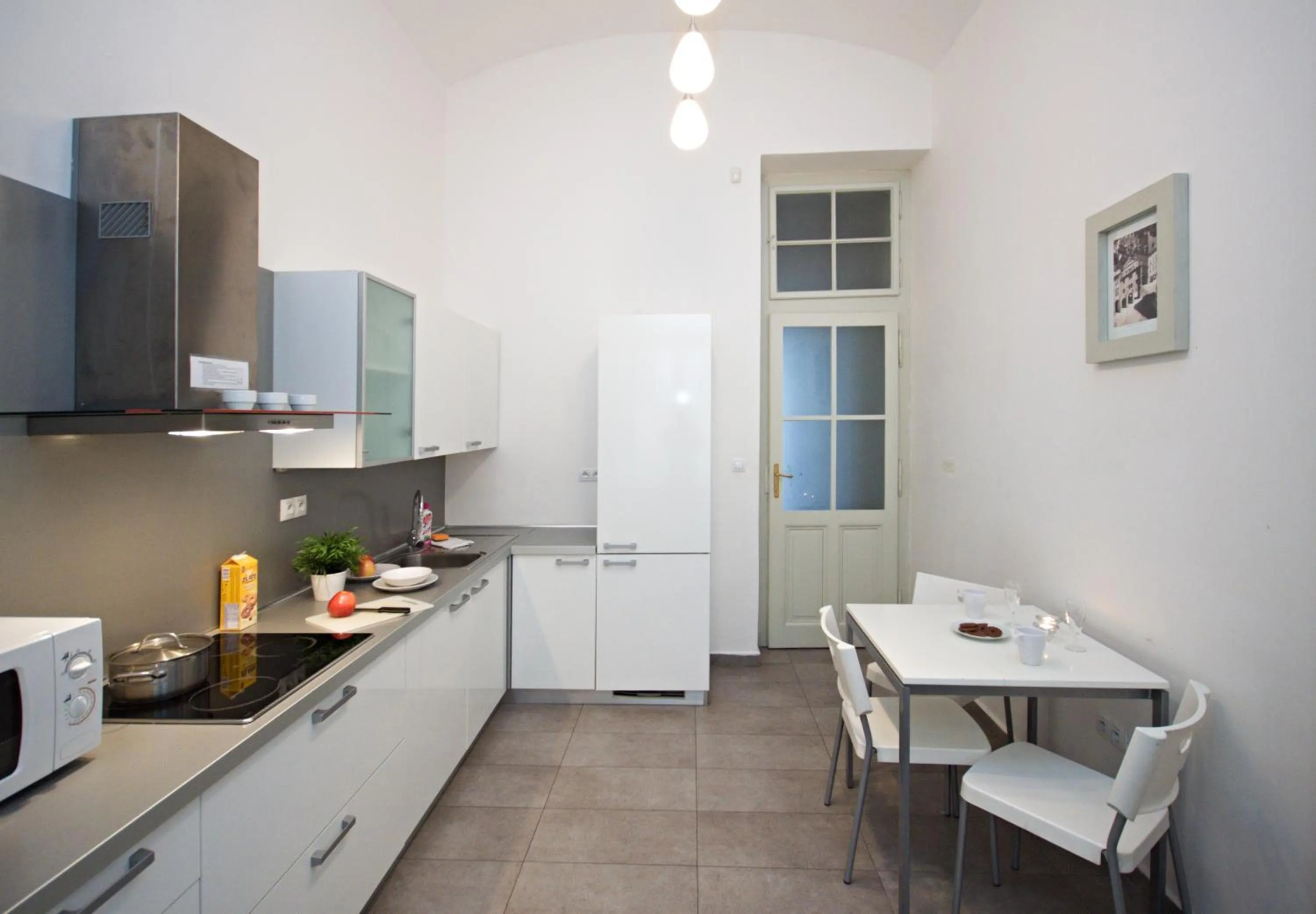 Kitchen or kitchenette in River View Residence