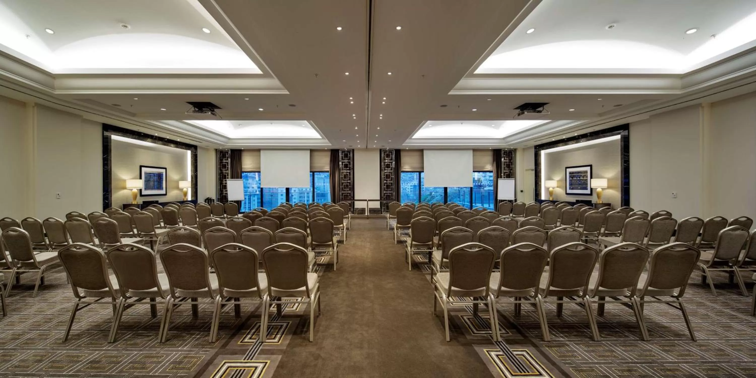 Meeting/conference room in Hilton Istanbul Bomonti