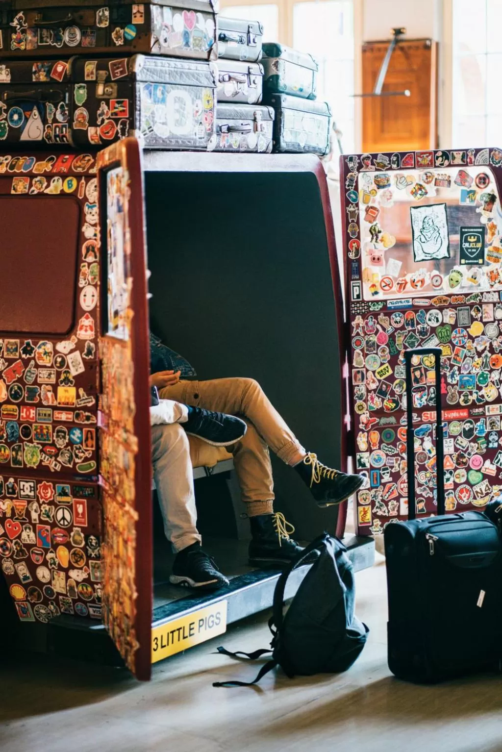 People in Three Little Pigs Hostel - Your Berlin Castle