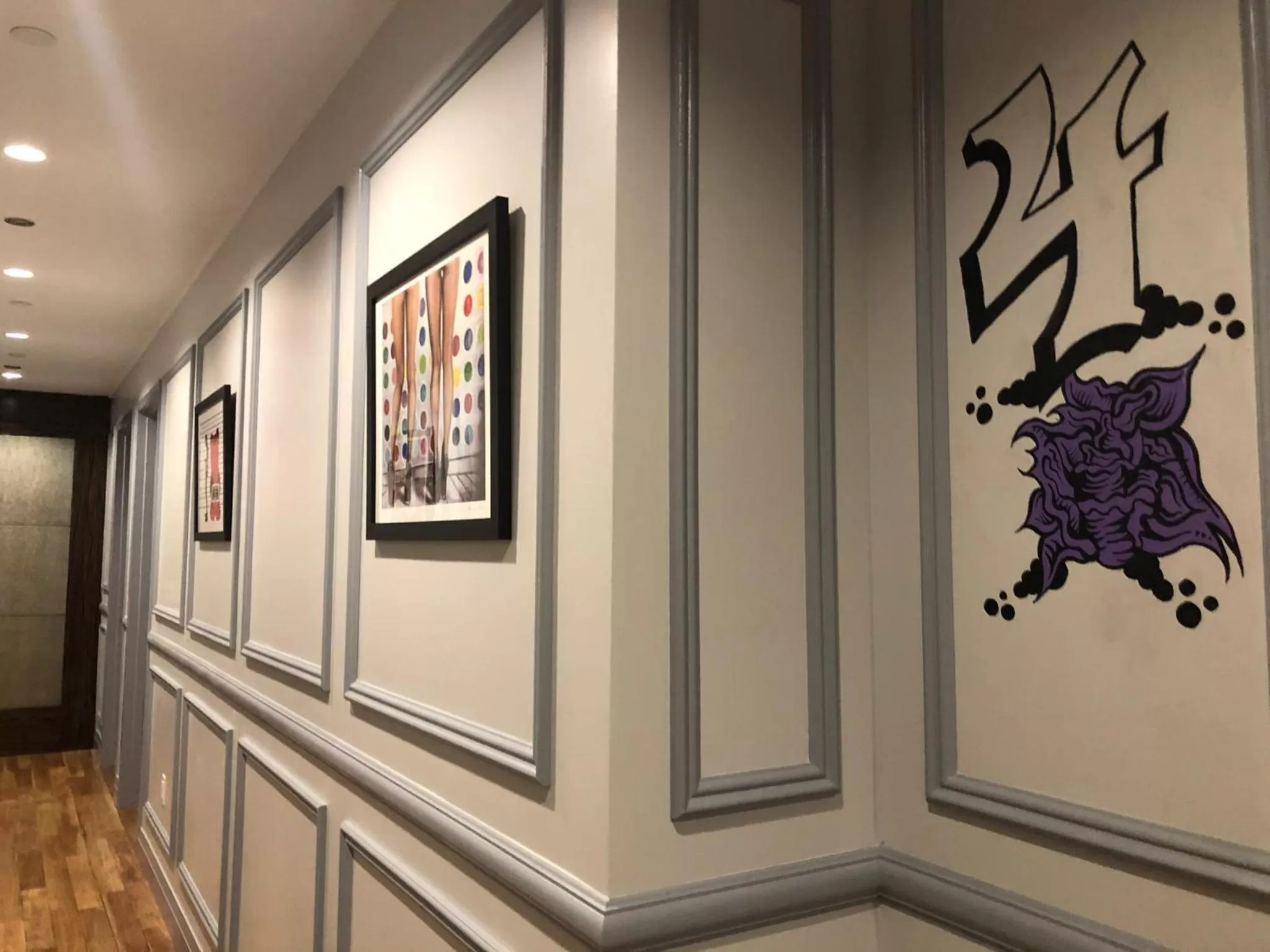 Decorative detail in The Ridge