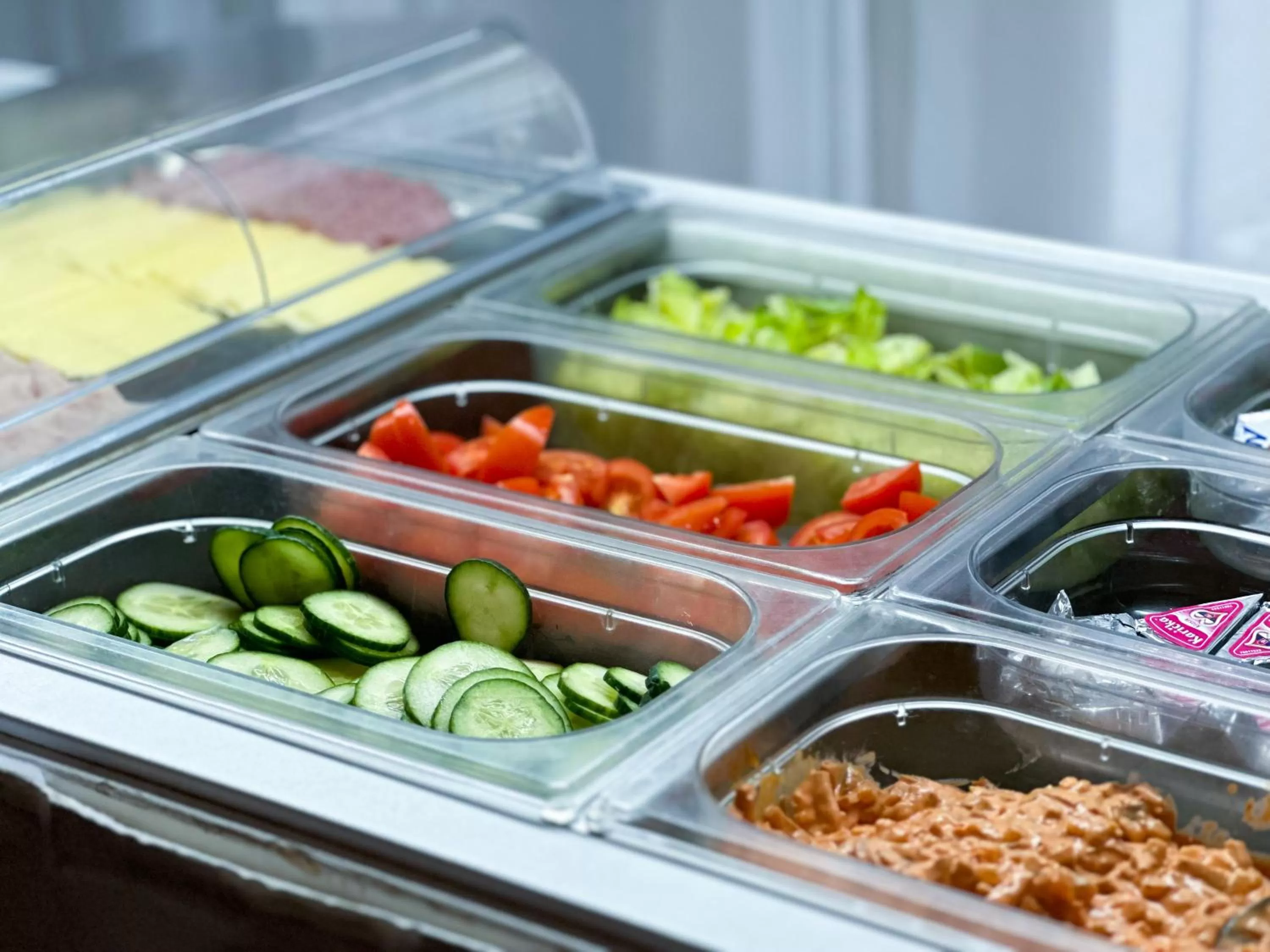 Buffet breakfast in Hotel Modena