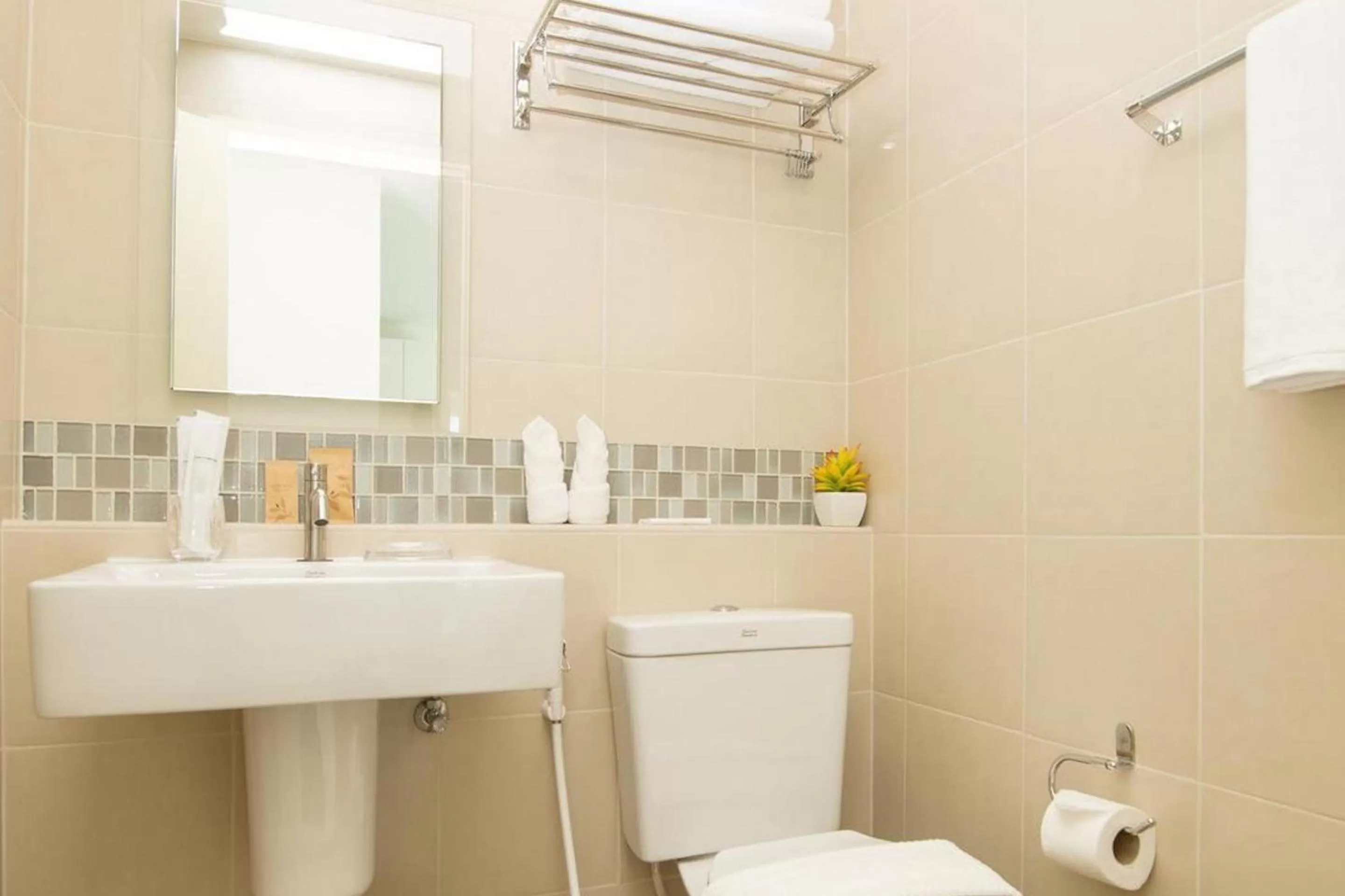 Bathroom in First Choice Suites by the Sea SHA Plus Extra