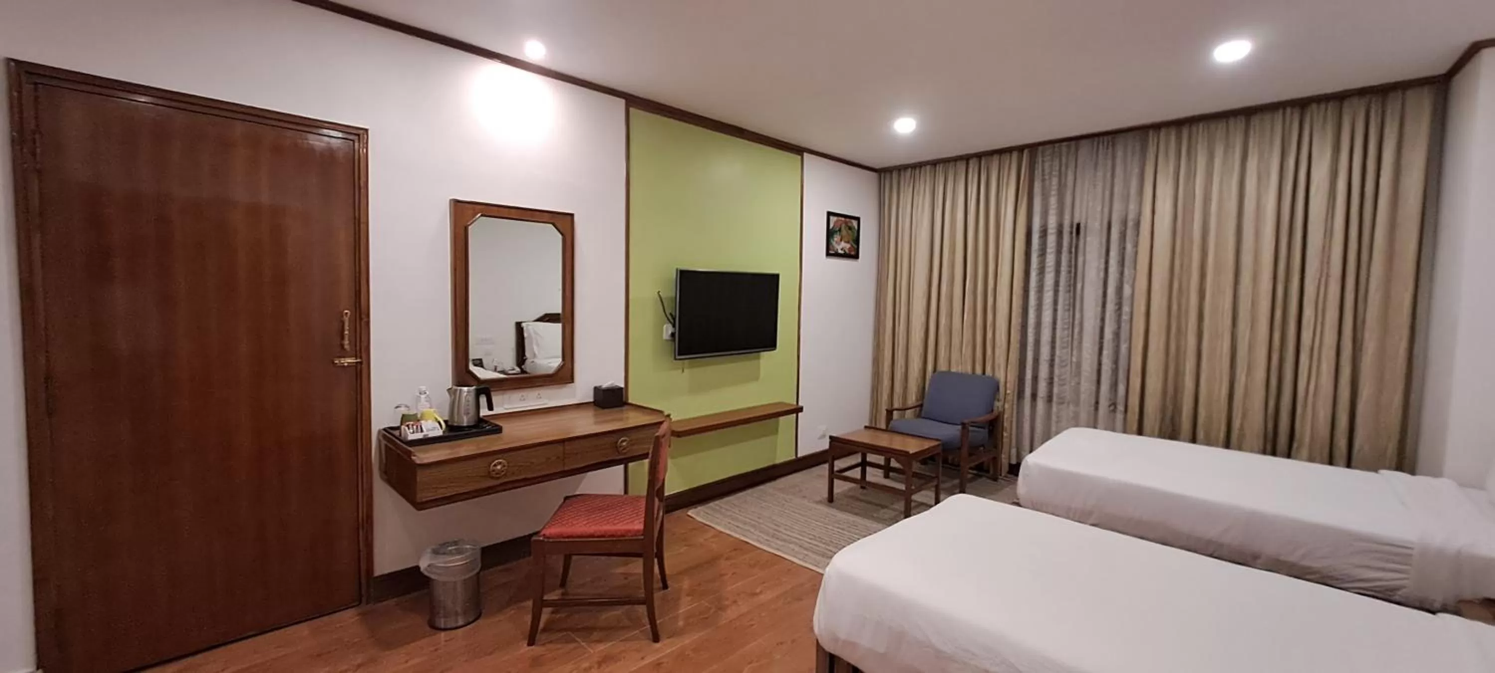 Bedroom in Ambassador Pallava