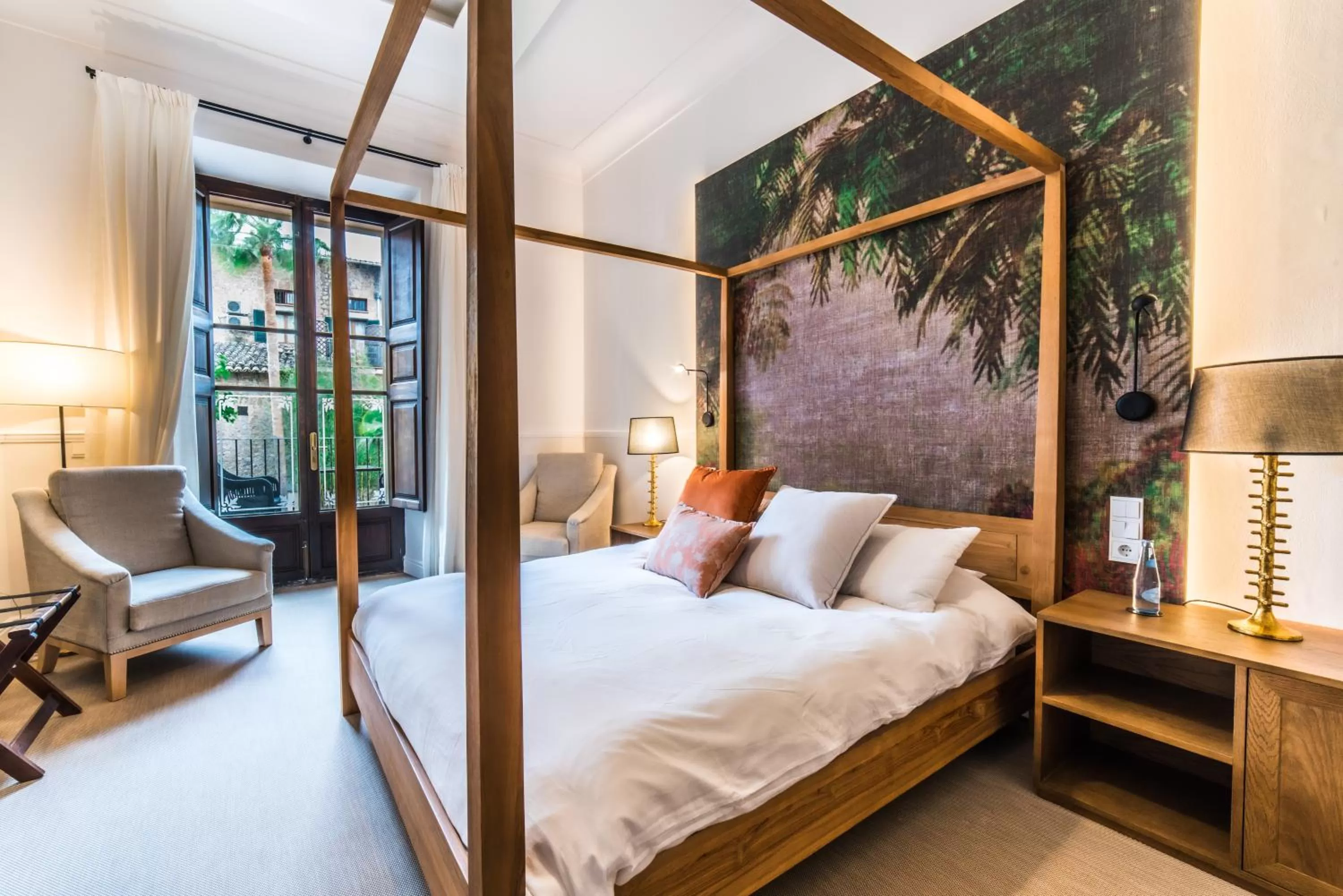 Photo of the whole room, Bed in L'Avenida