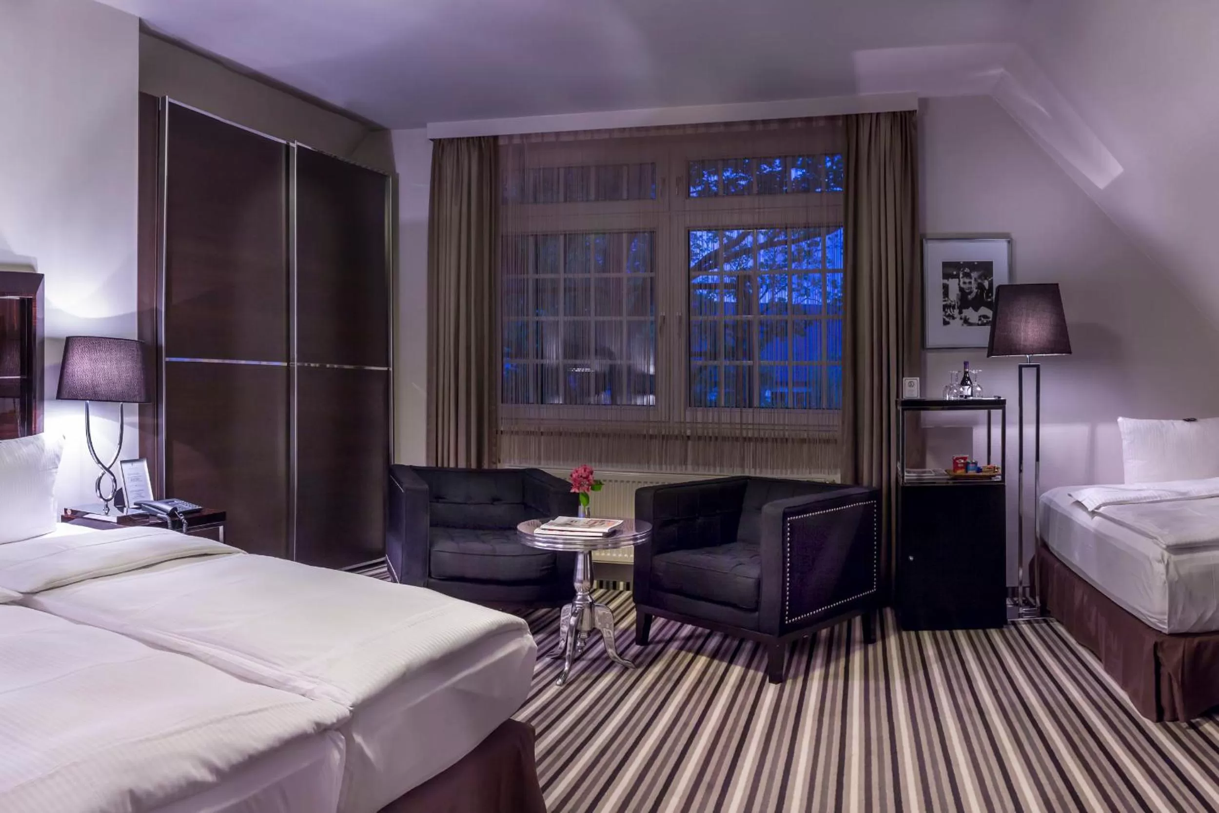 Photo of the whole room, Bed in Boutique Hotel Poppenbütteler Hof