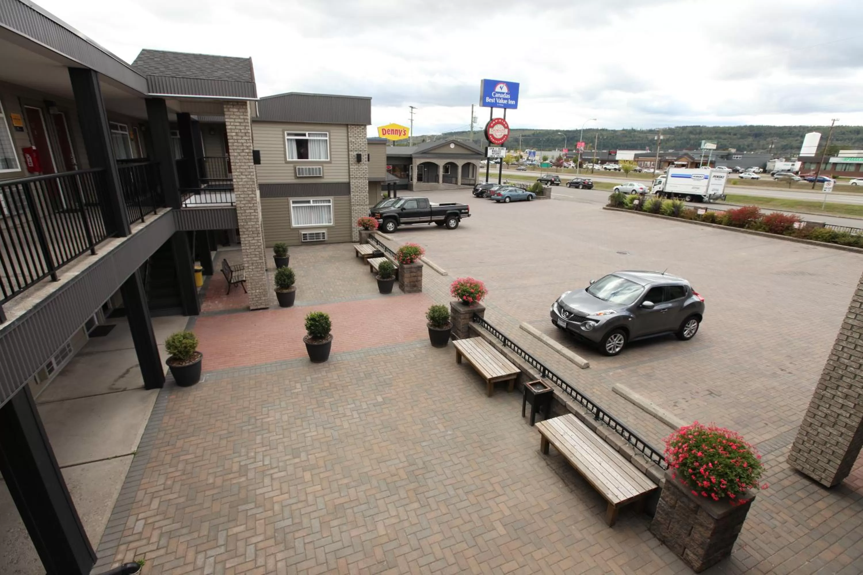 Facade/entrance in Canadas Best Value Inn-Prince George