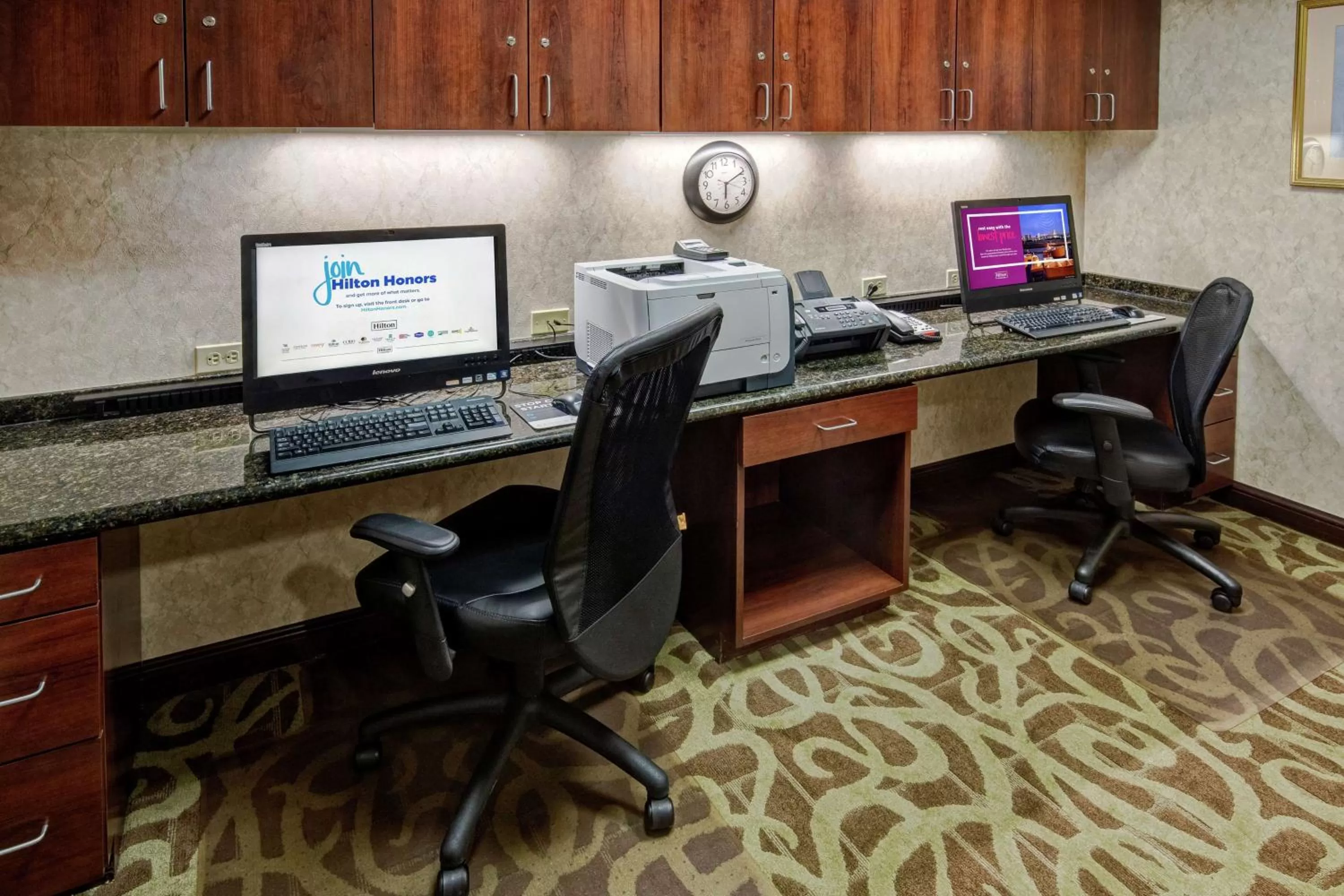 Business facilities in Hampton Inn Cambridge