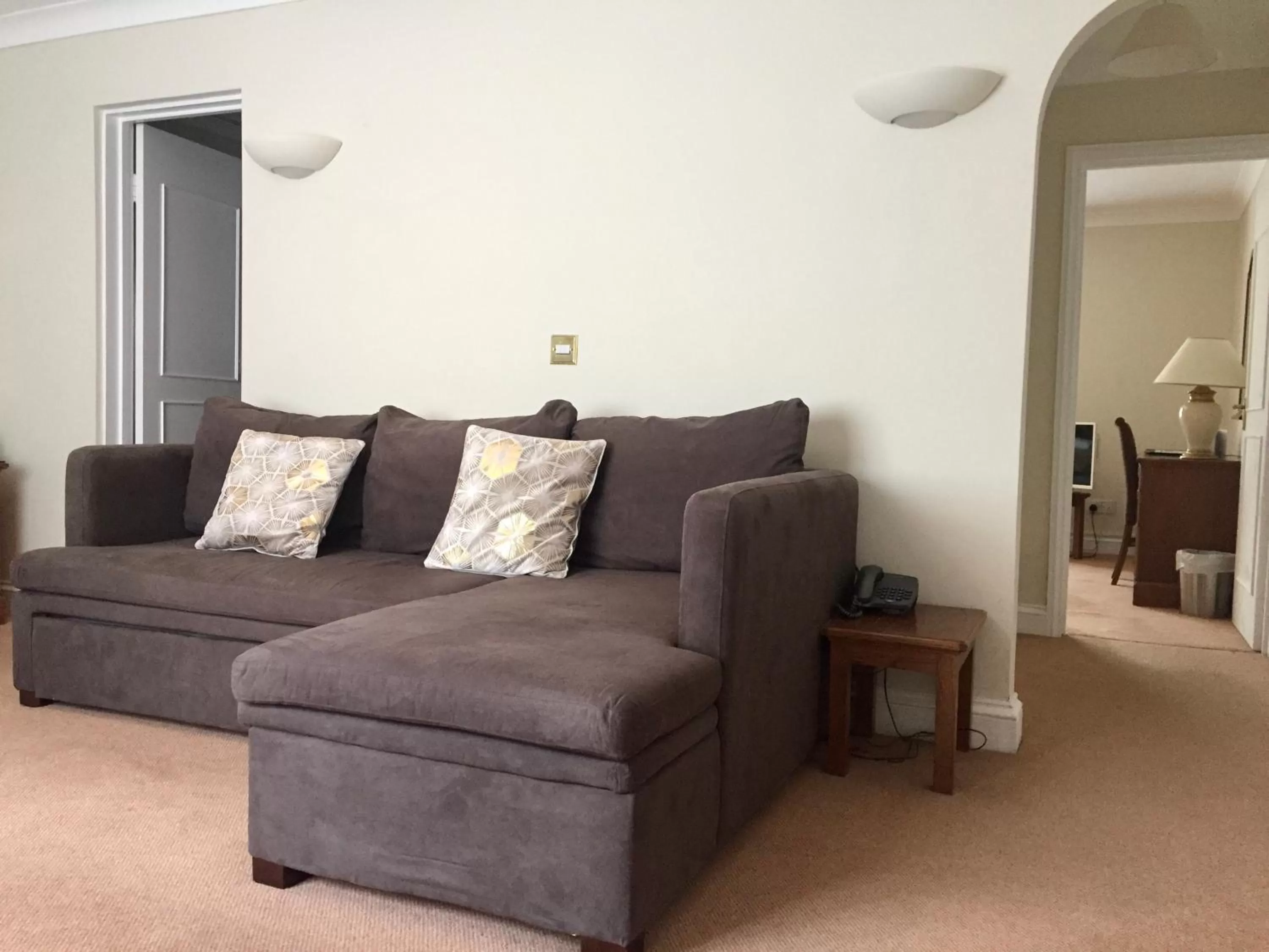 Living room in Flackley Ash Country House Hotel
