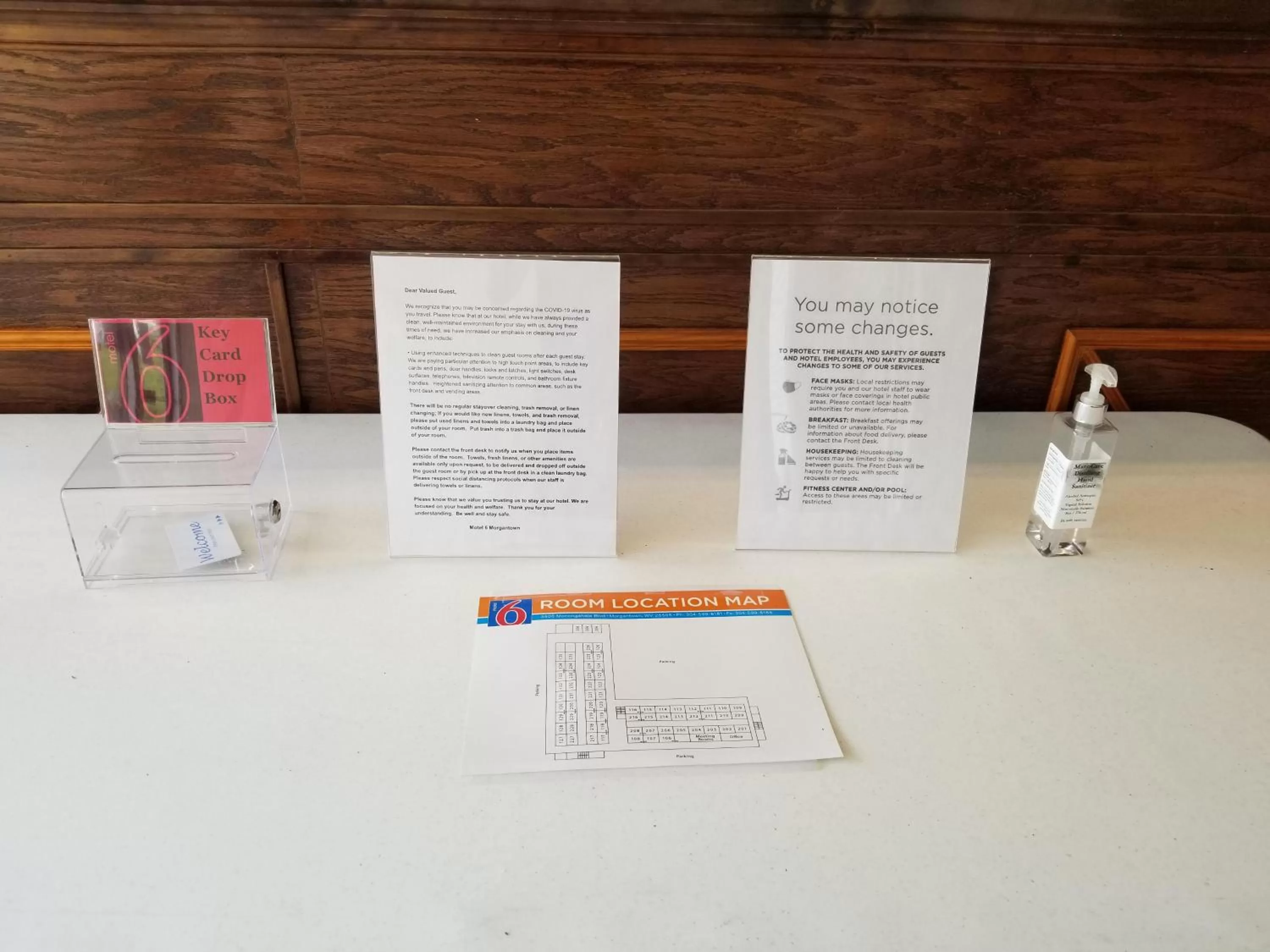 Lobby or reception in Motel 6 Morgantown