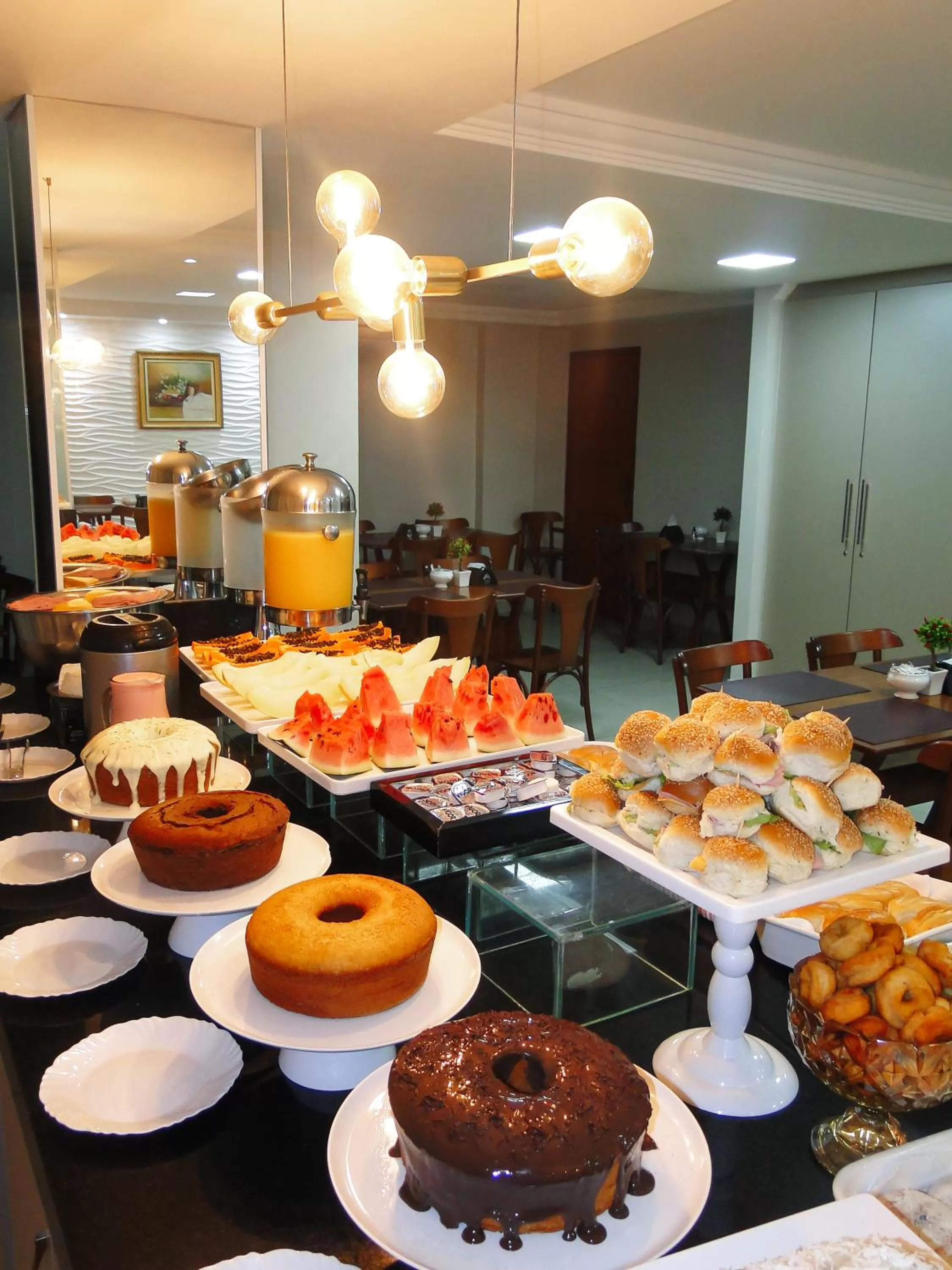 Food in Hotel Albinos