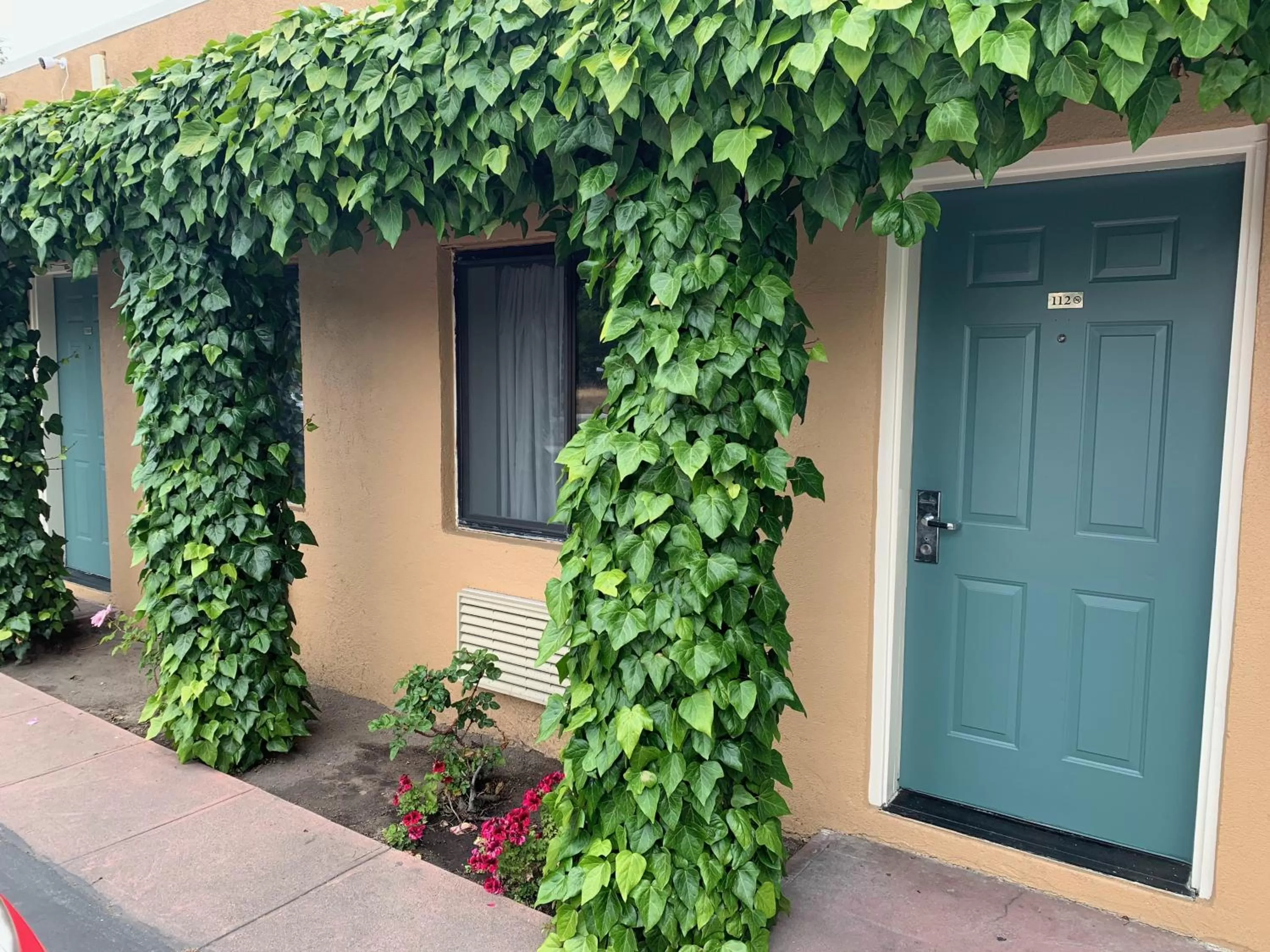 Monterey Oceanside Inn