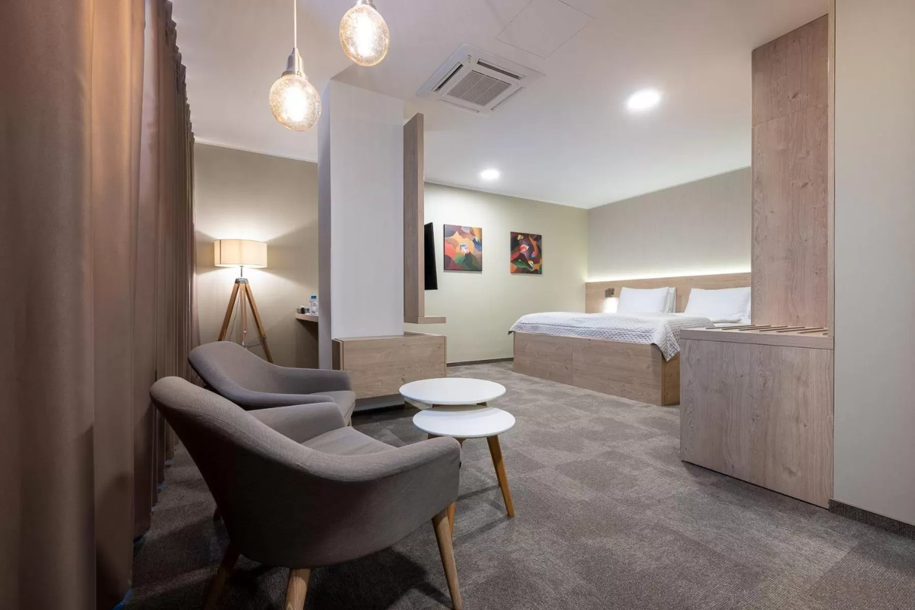 Executive Double or Twin Room with Extra Bed Available in Hotel reSTART Superior