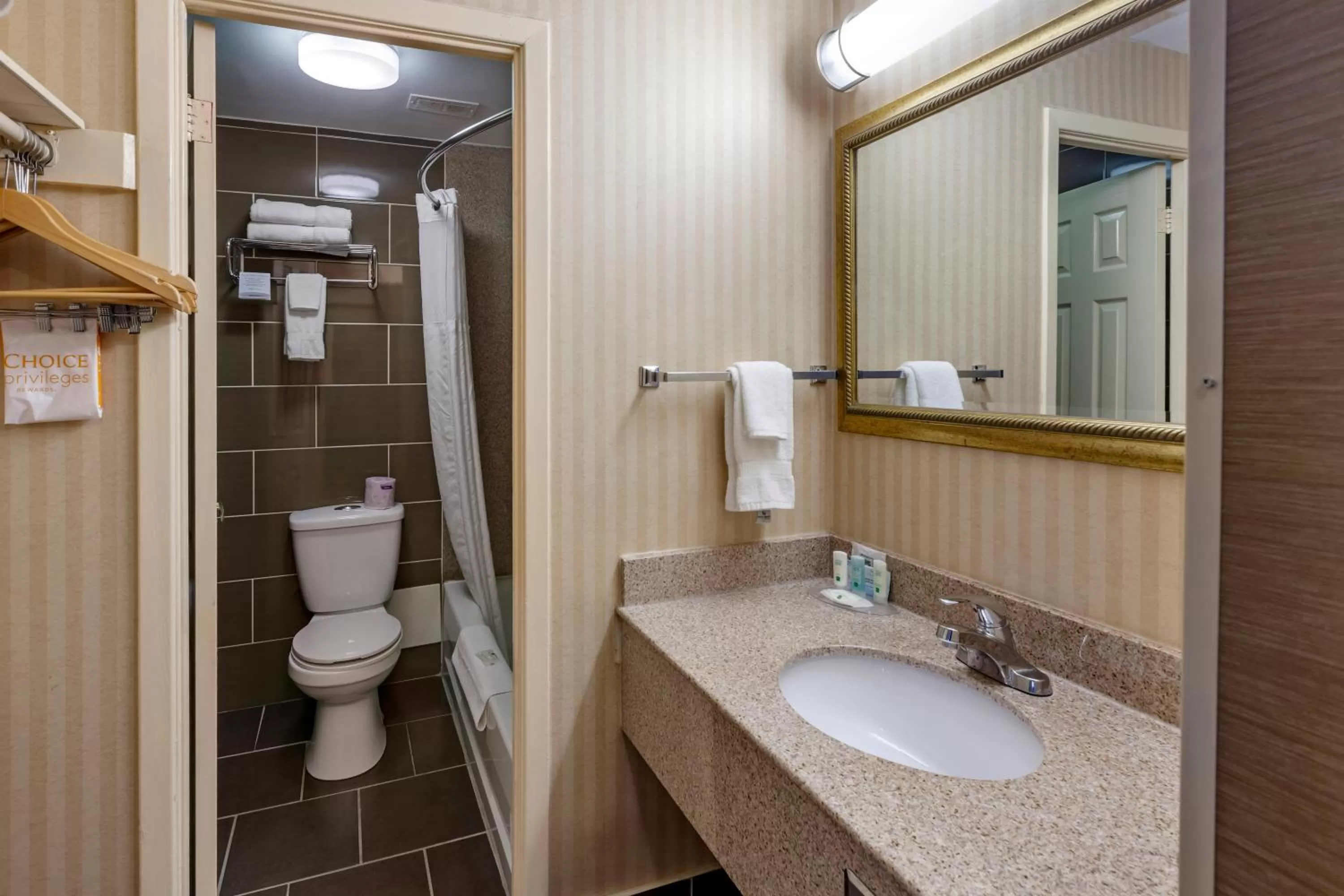 Quality Inn Toronto Airport