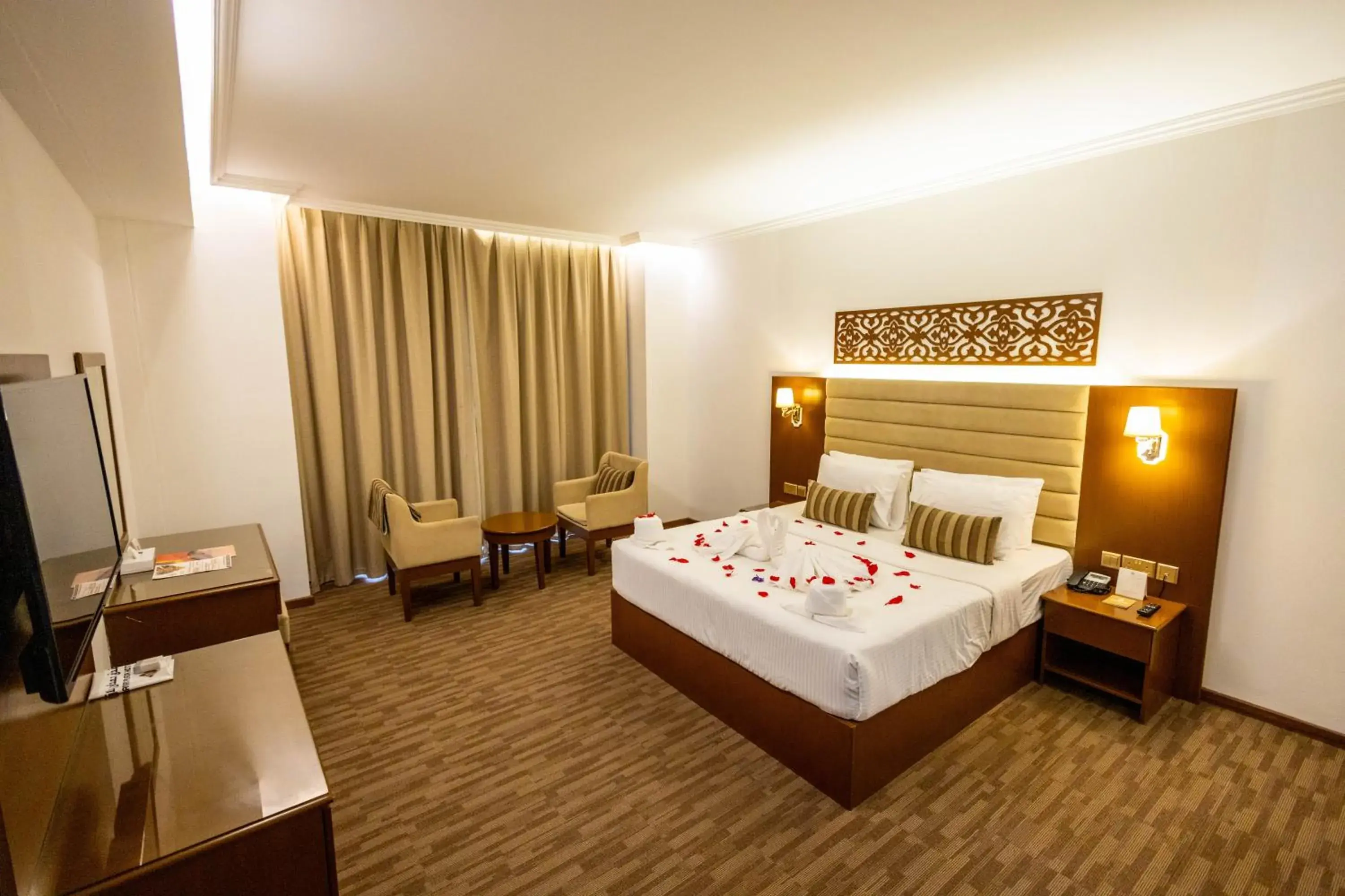 Hamdan Plaza Hotel Salalah, an HTG Hotel Hamdan Plaza Hotel Salalah, an HTG Hotel